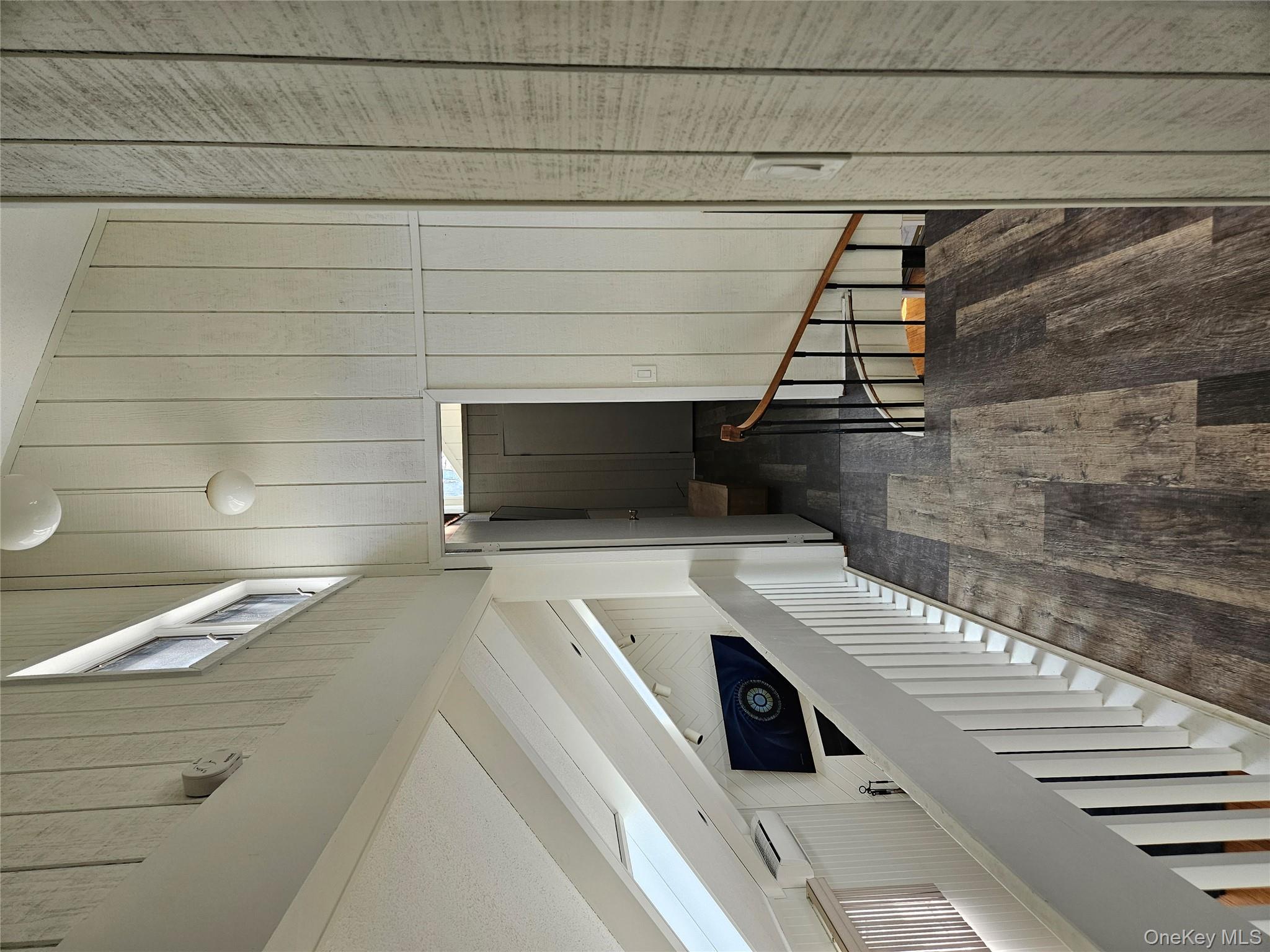 40 Floradan Road, Putnam Valley, NY 10579