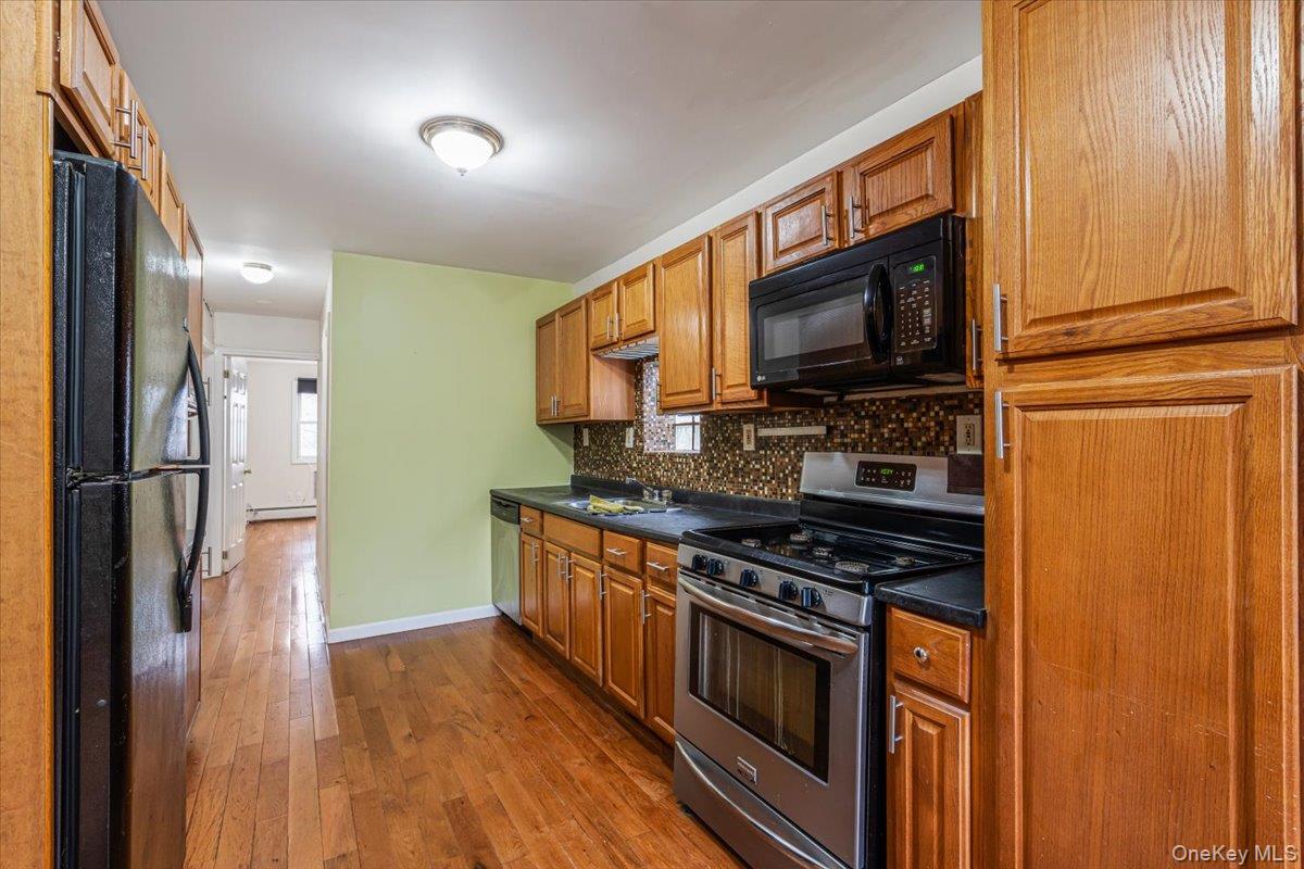 414 Franklin Avenue, Brooklyn, NY 11238