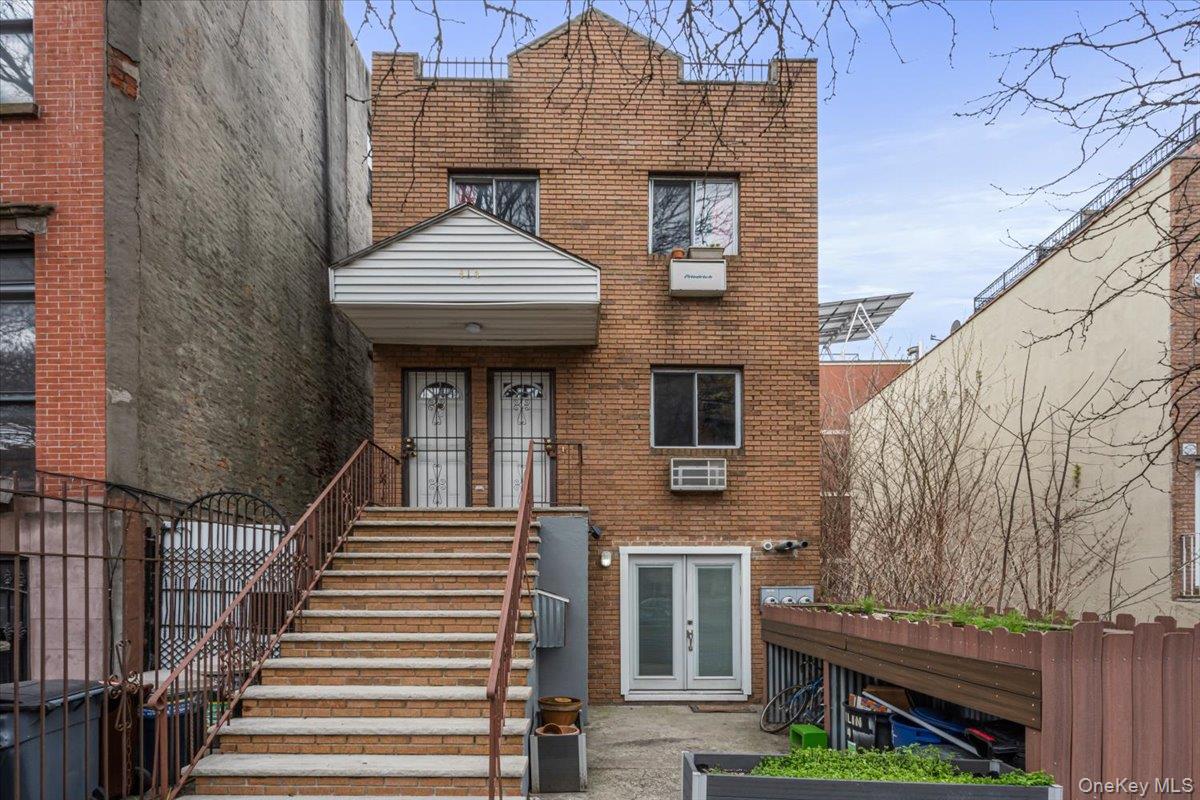 414 Franklin Avenue, Brooklyn, NY 11238