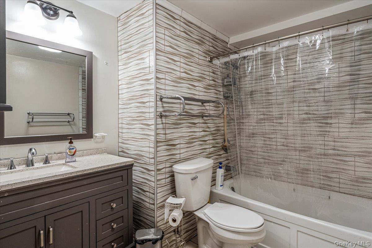 414 Franklin Avenue, Brooklyn, NY 11238