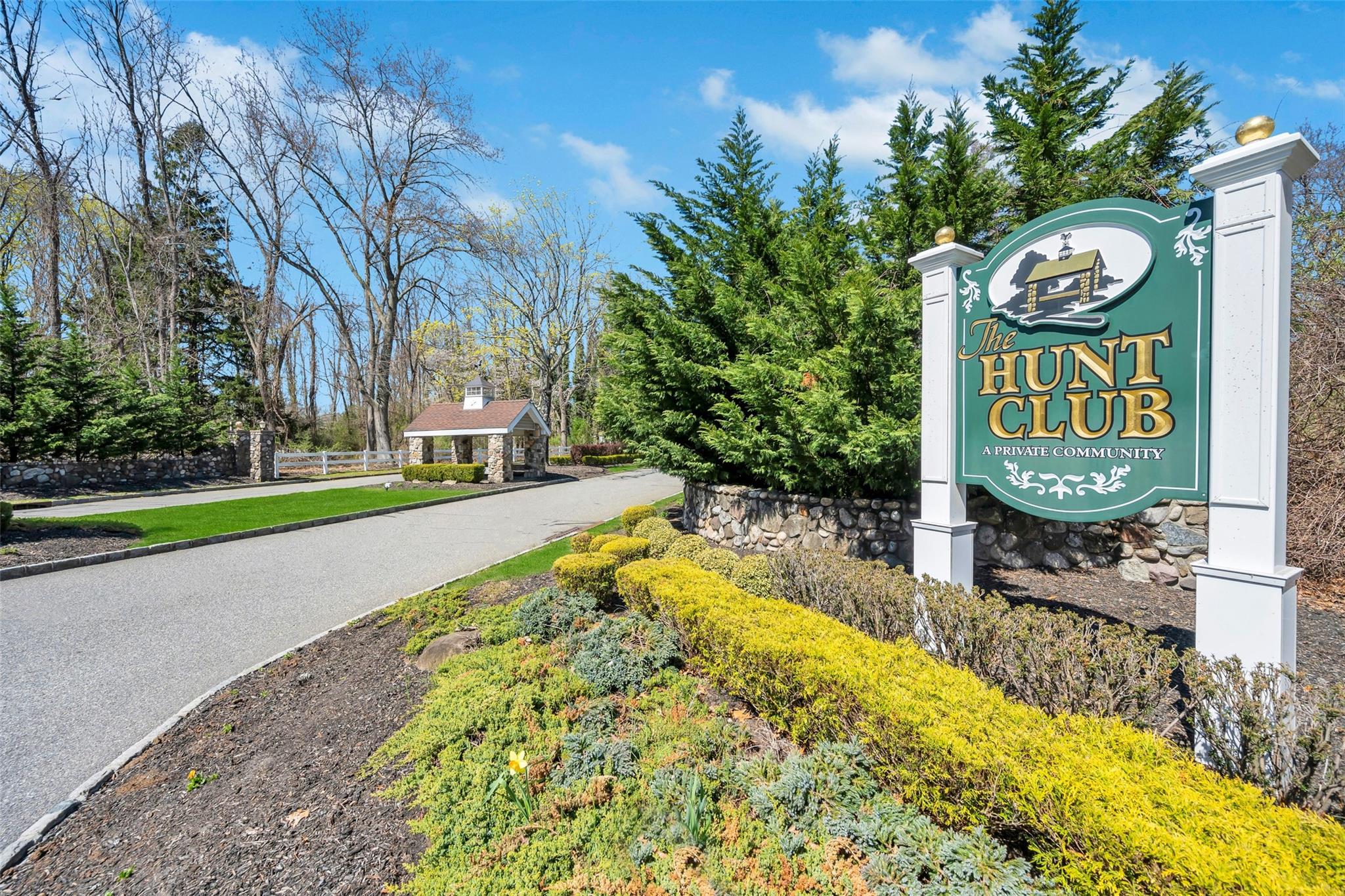 3 Peacock Path, Coram, NY 11727