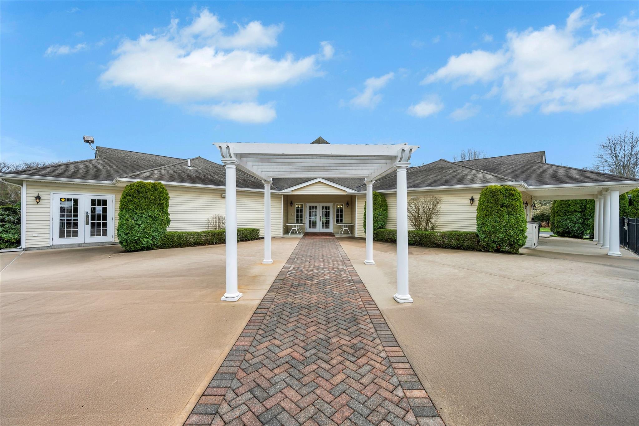 1503 Pebble Beach Path, Riverhead, NY 11901
