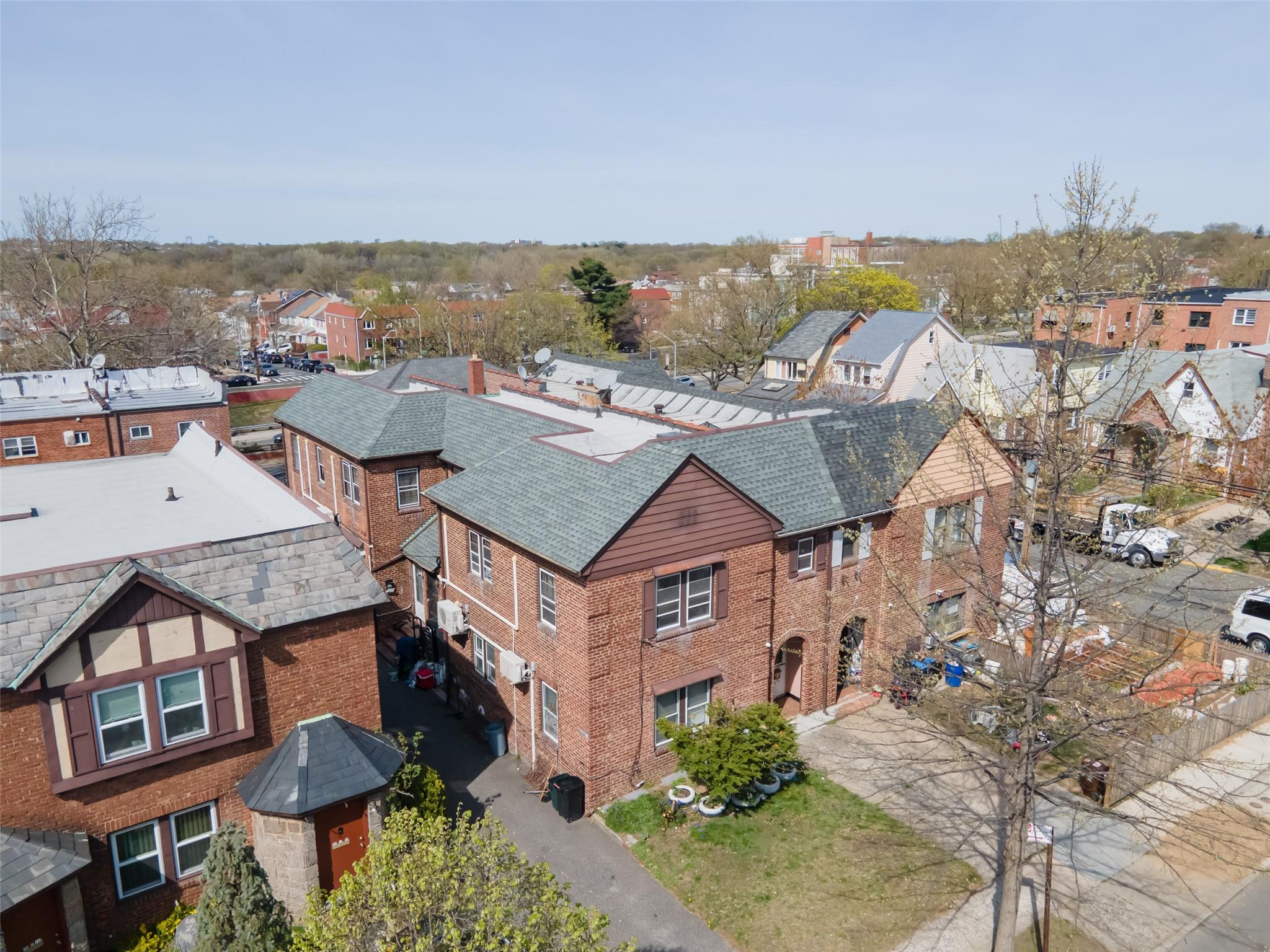 154-39 64 Avenue, Flushing, NY 11367