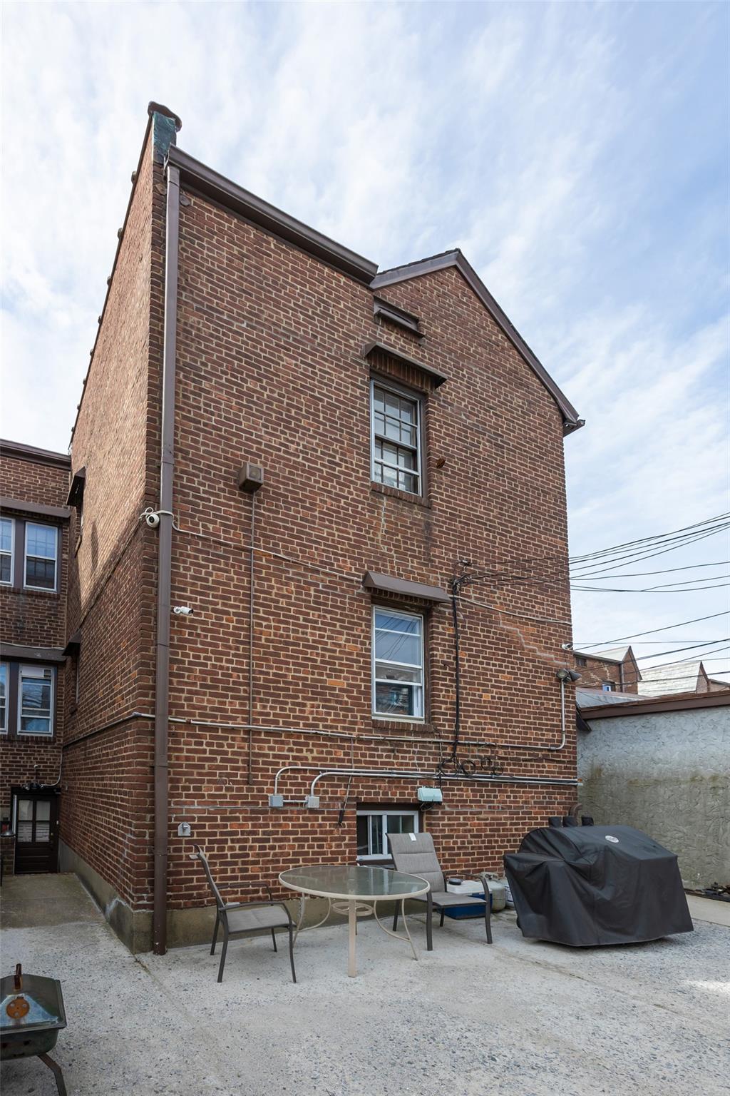 154-39 64 Avenue, Flushing, NY 11367