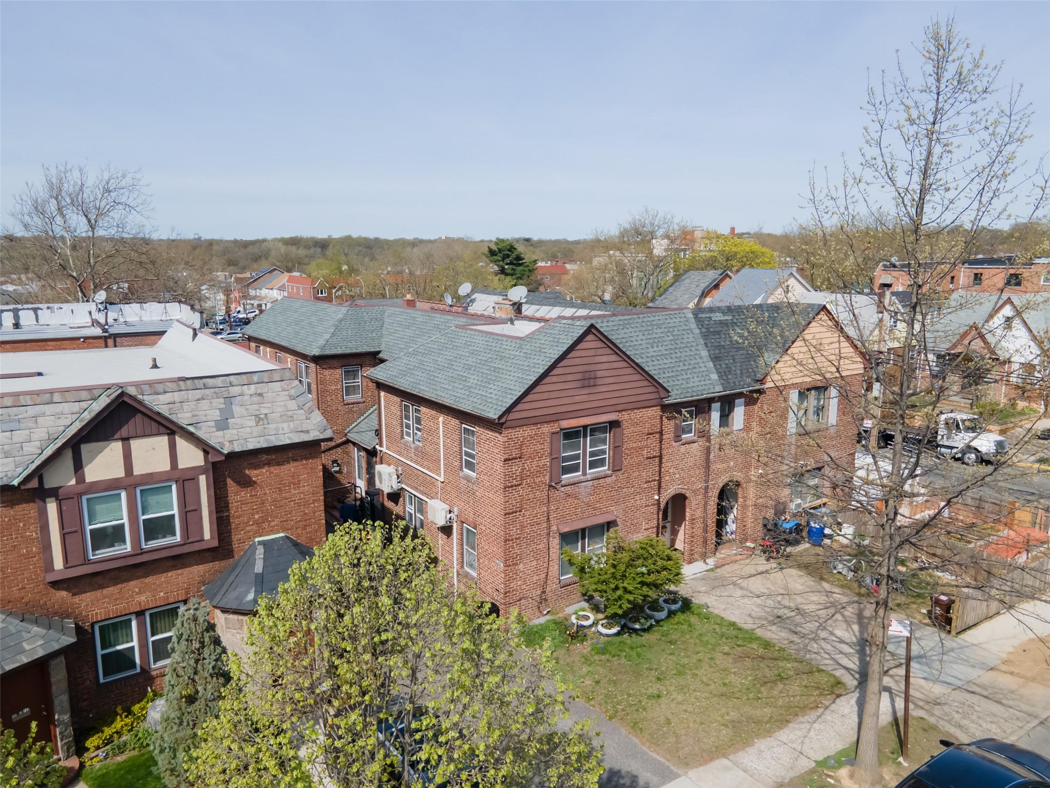 154-39 64 Avenue, Flushing, NY 11367