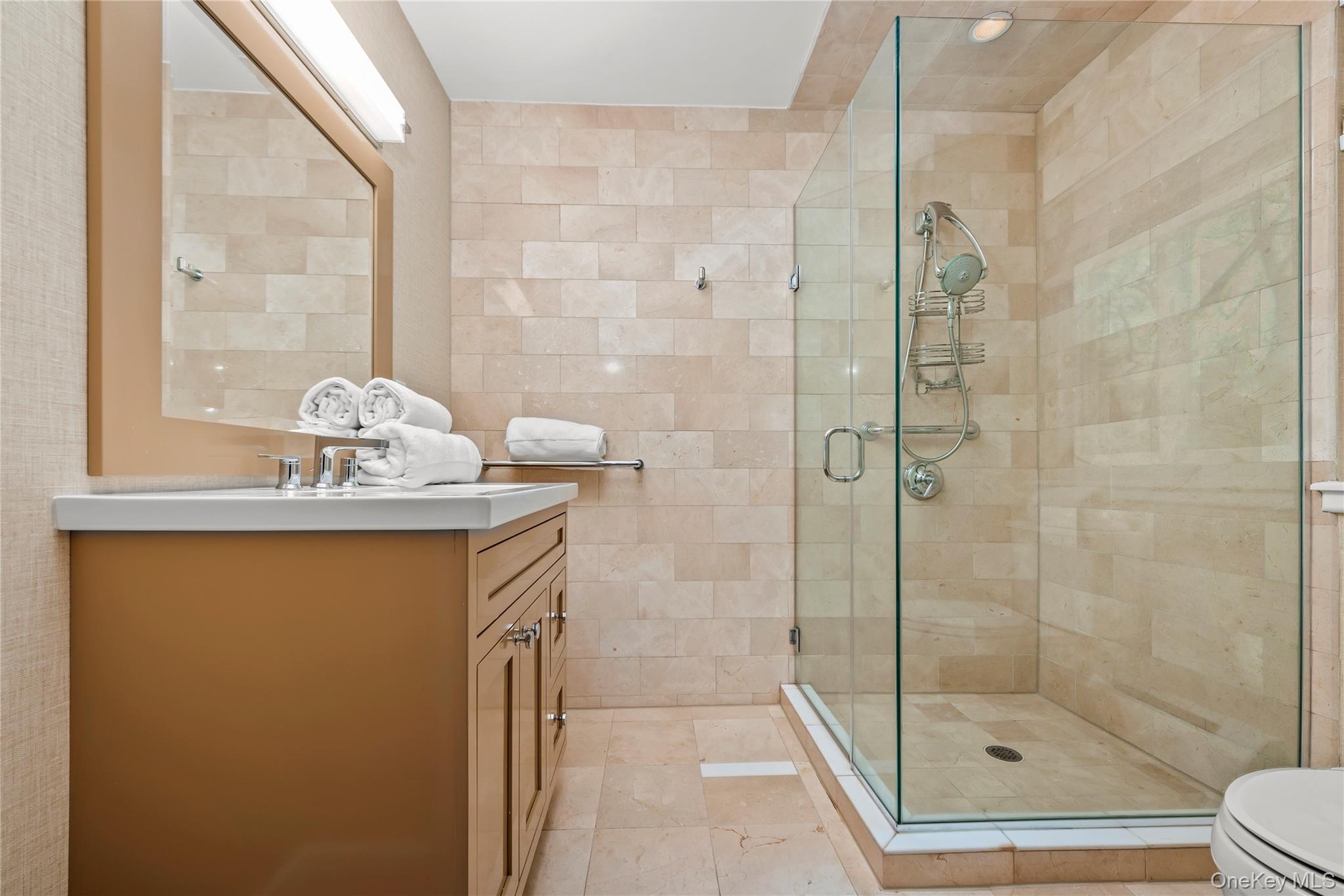 16 High Point Lane, Scarsdale, NY 10583