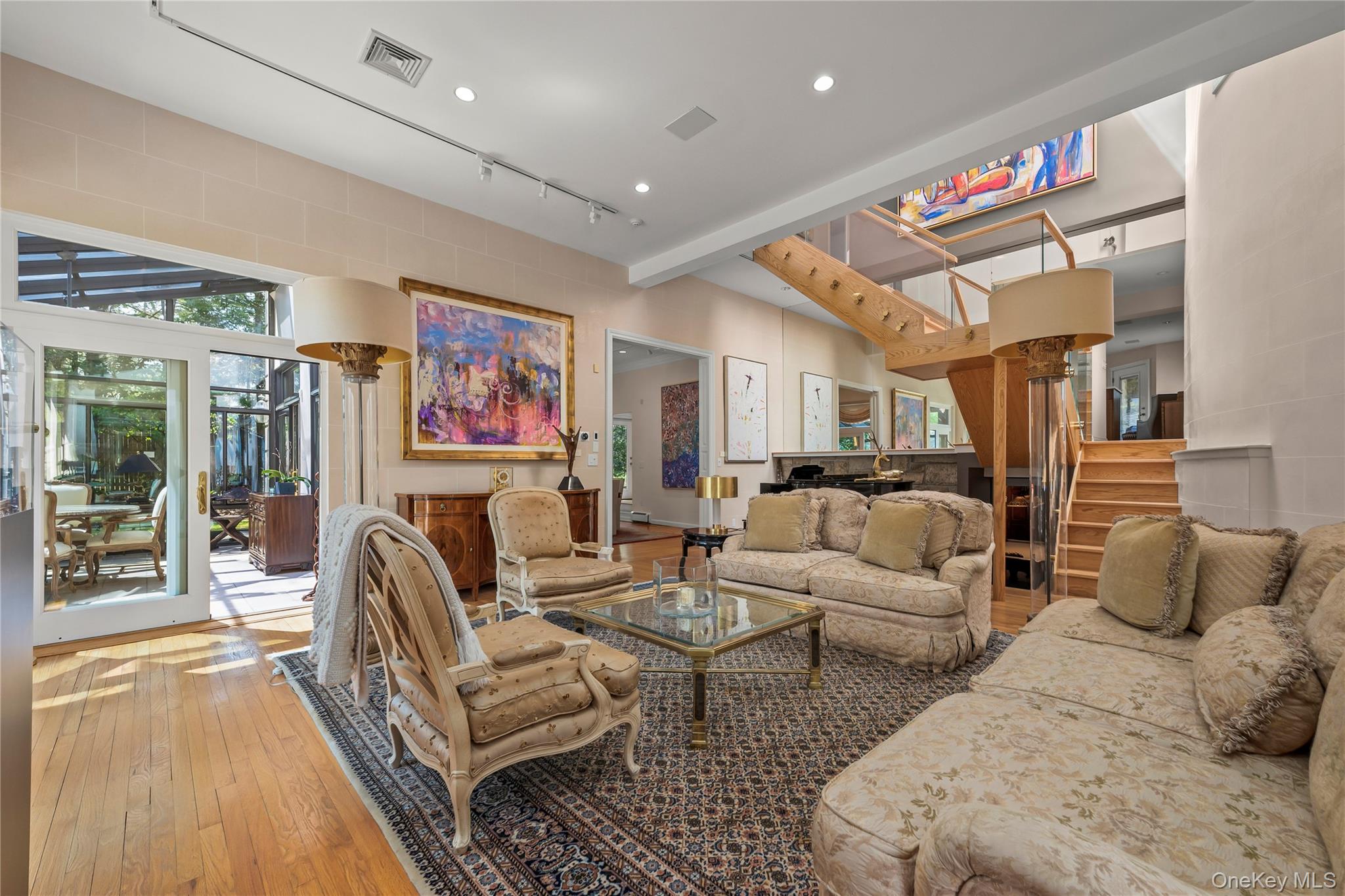 16 High Point Lane, Scarsdale, NY 10583