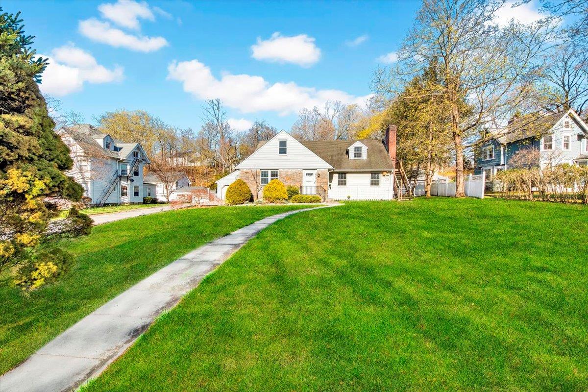 215 Grove Street, Mount Kisco, NY 10549