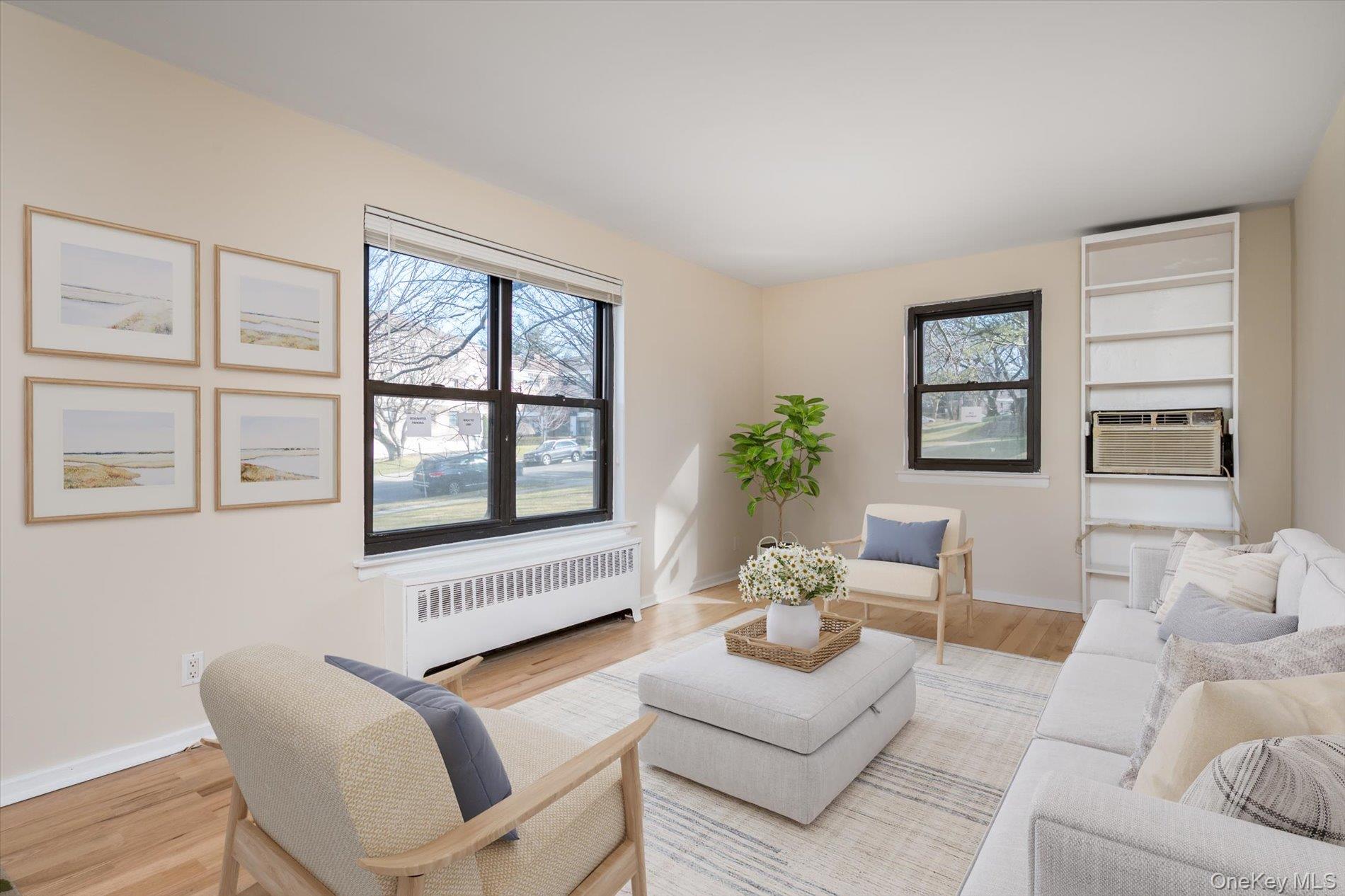 23 West Mill Drive # 9A, Great Neck, NY 11021