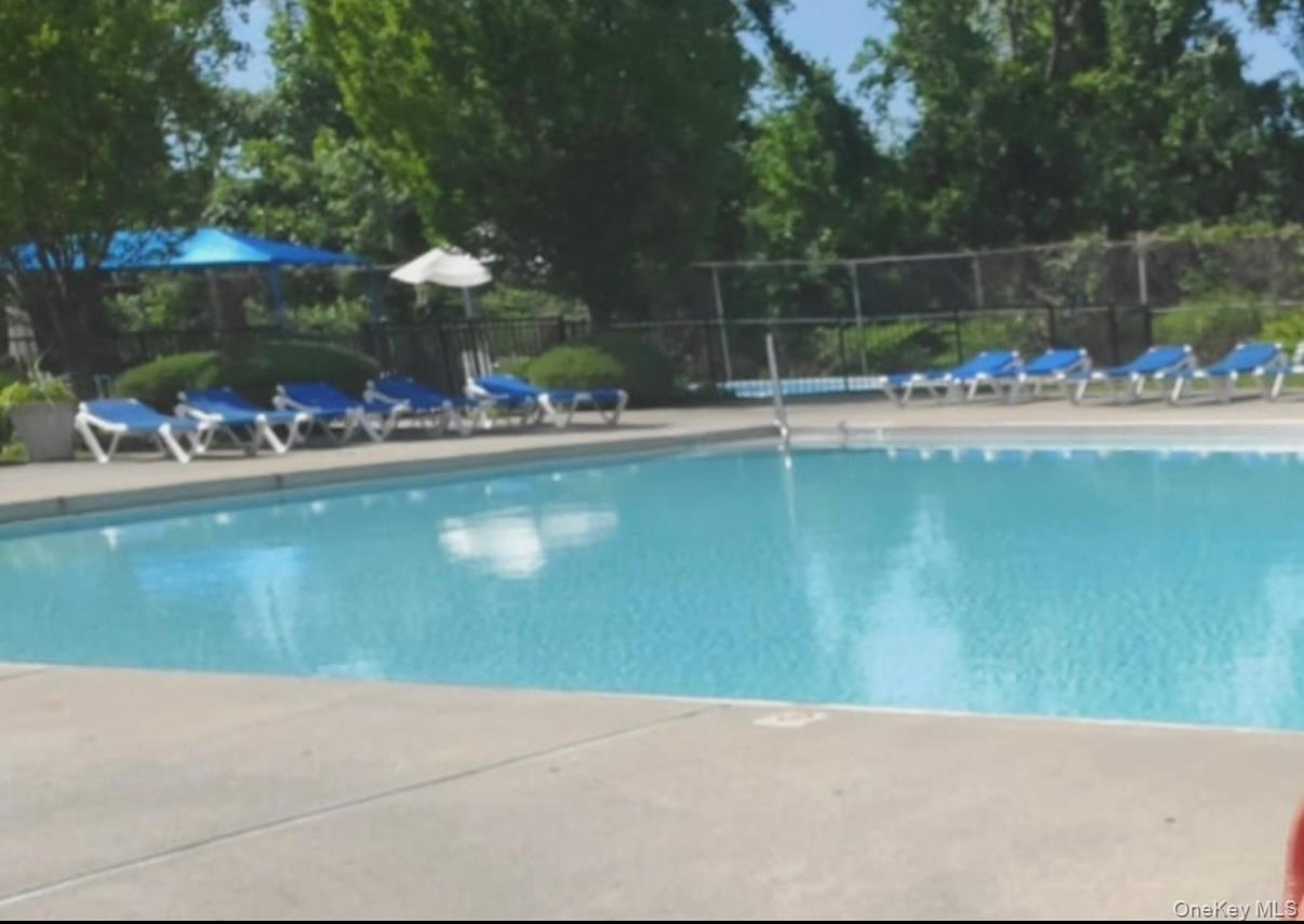 23 West Mill Drive # 9A, Great Neck, NY 11021