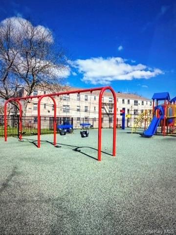 23 West Mill Drive # 9A, Great Neck, NY 11021