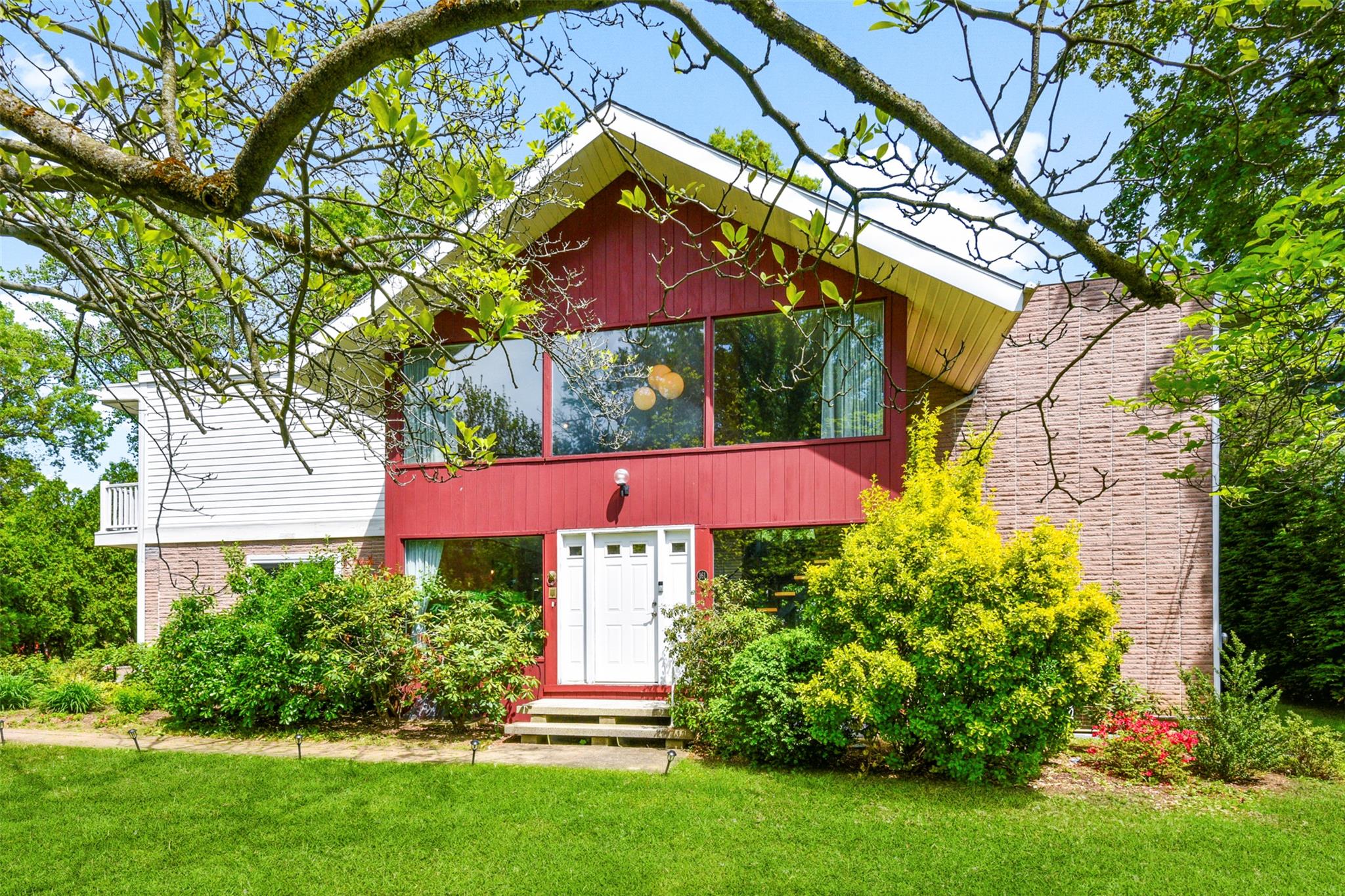 161 Morris Lane S, Scarsdale, NY 10583