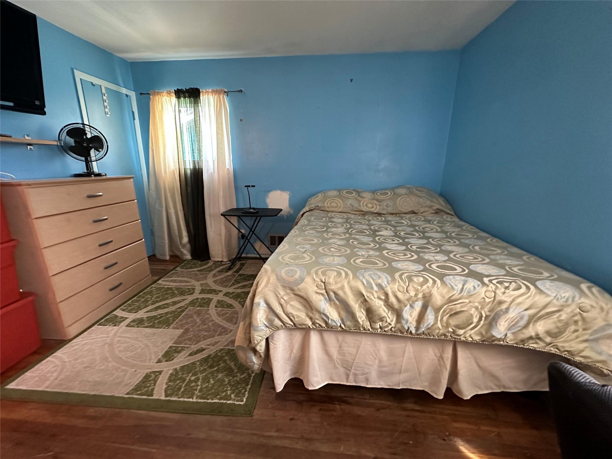 919 Pinelake Drive, West Hempstead, NY 11552