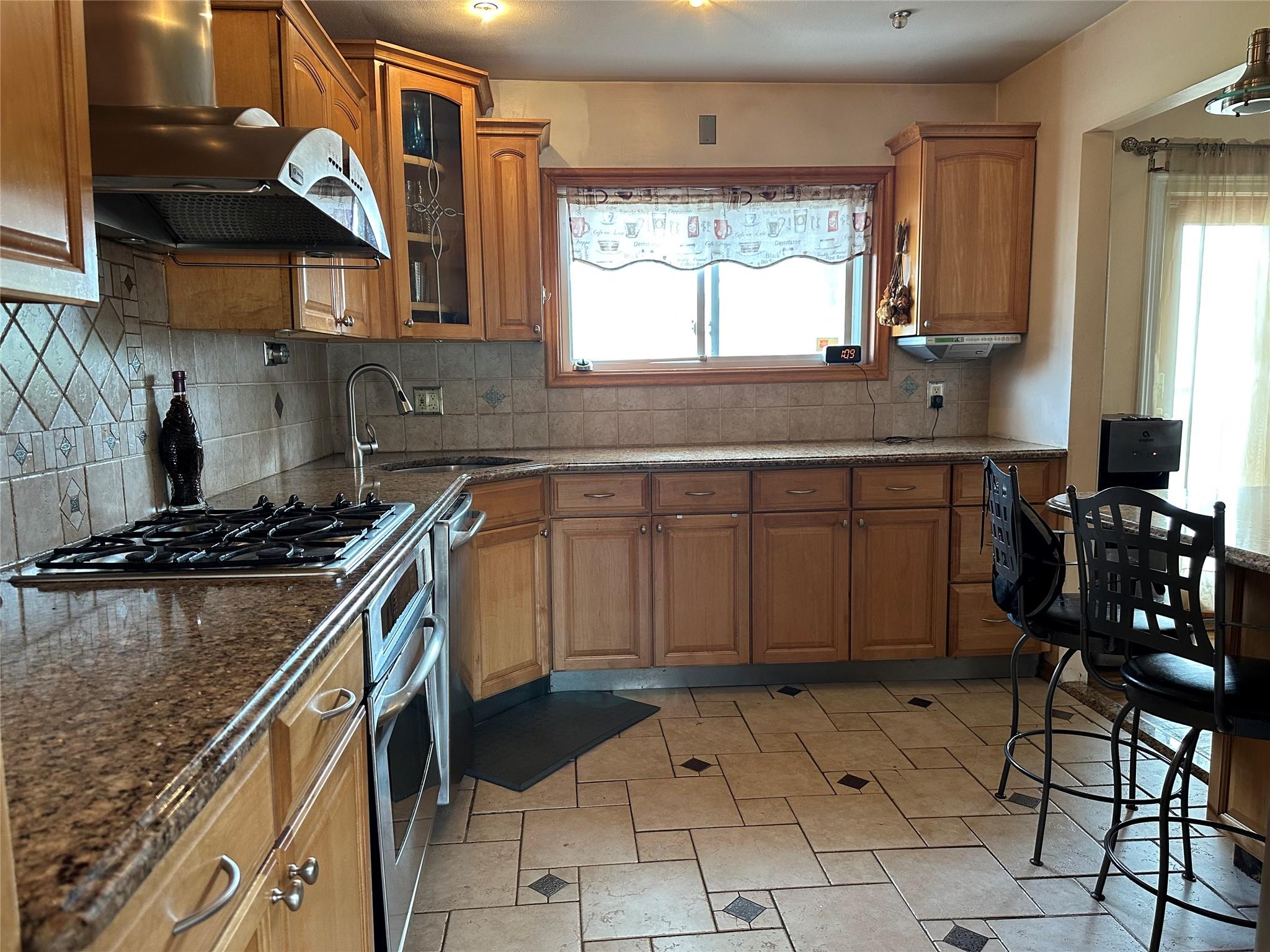 919 Pinelake Drive, West Hempstead, NY 11552