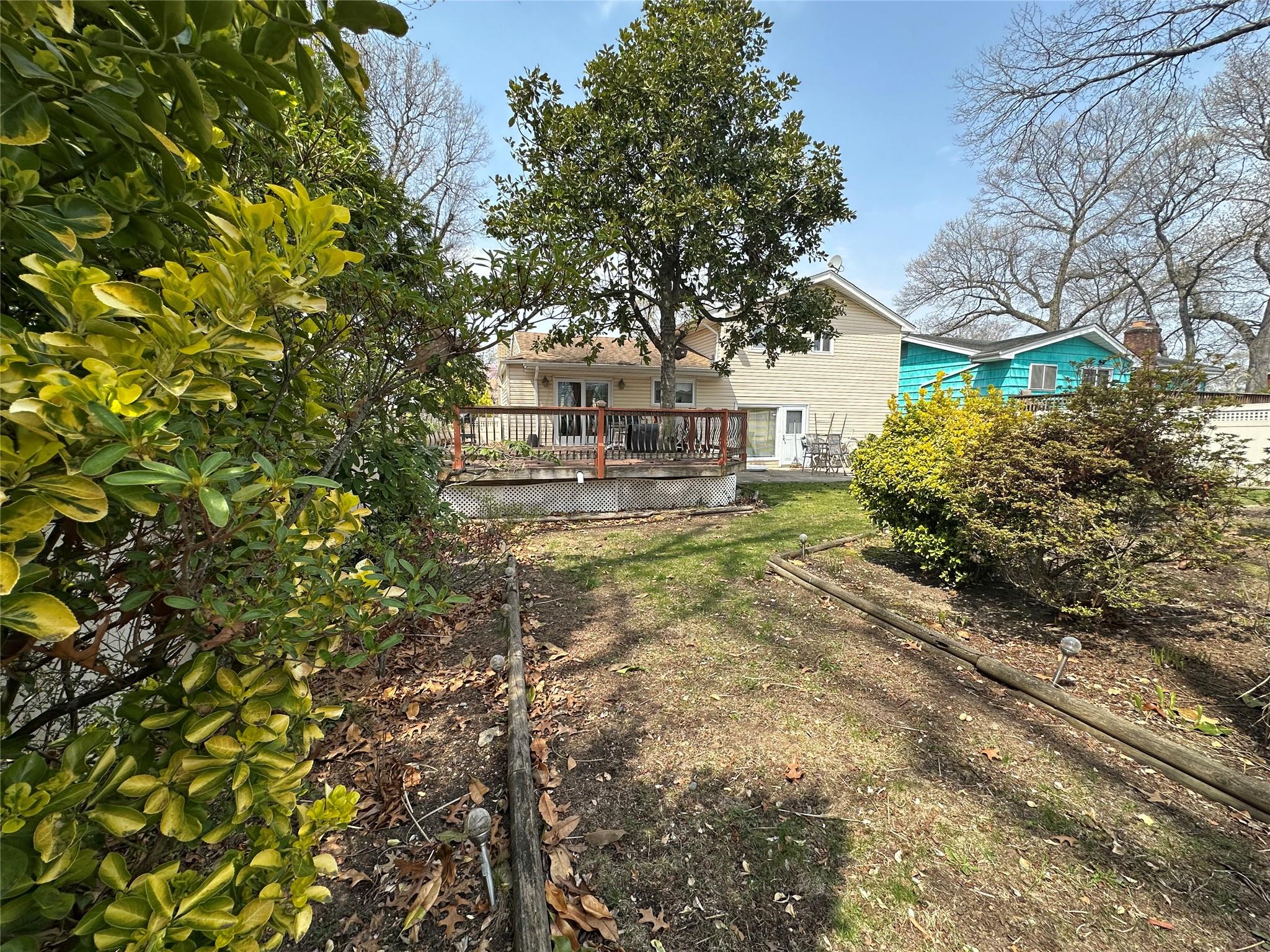 919 Pinelake Drive, West Hempstead, NY 11552