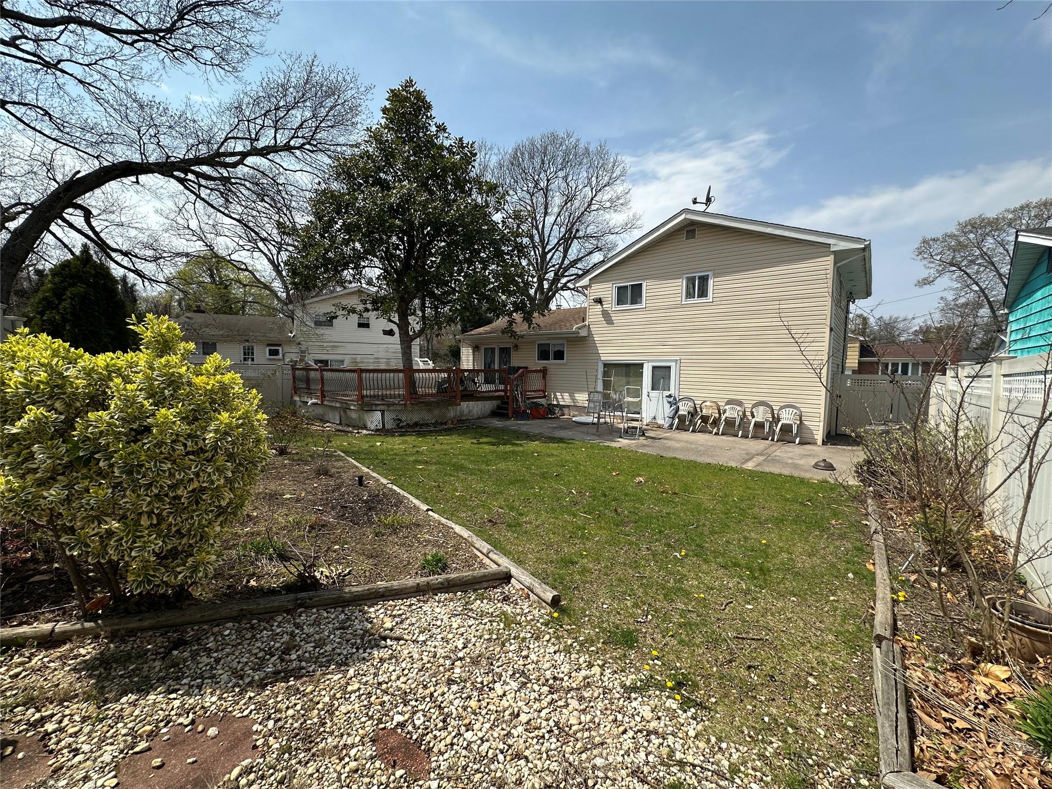 919 Pinelake Drive, West Hempstead, NY 11552