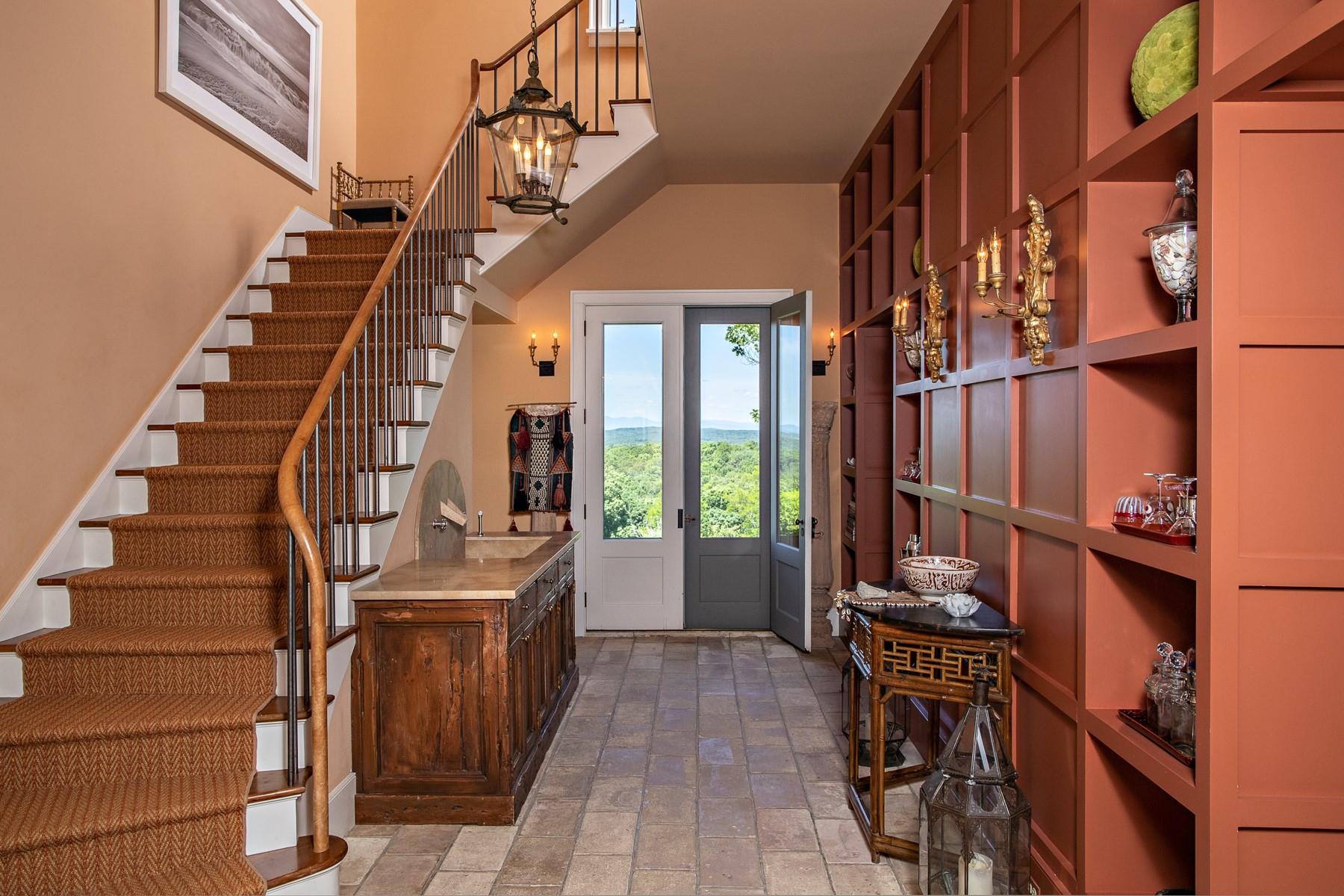 129 West Meadow Lane, Millbrook, NY 12545