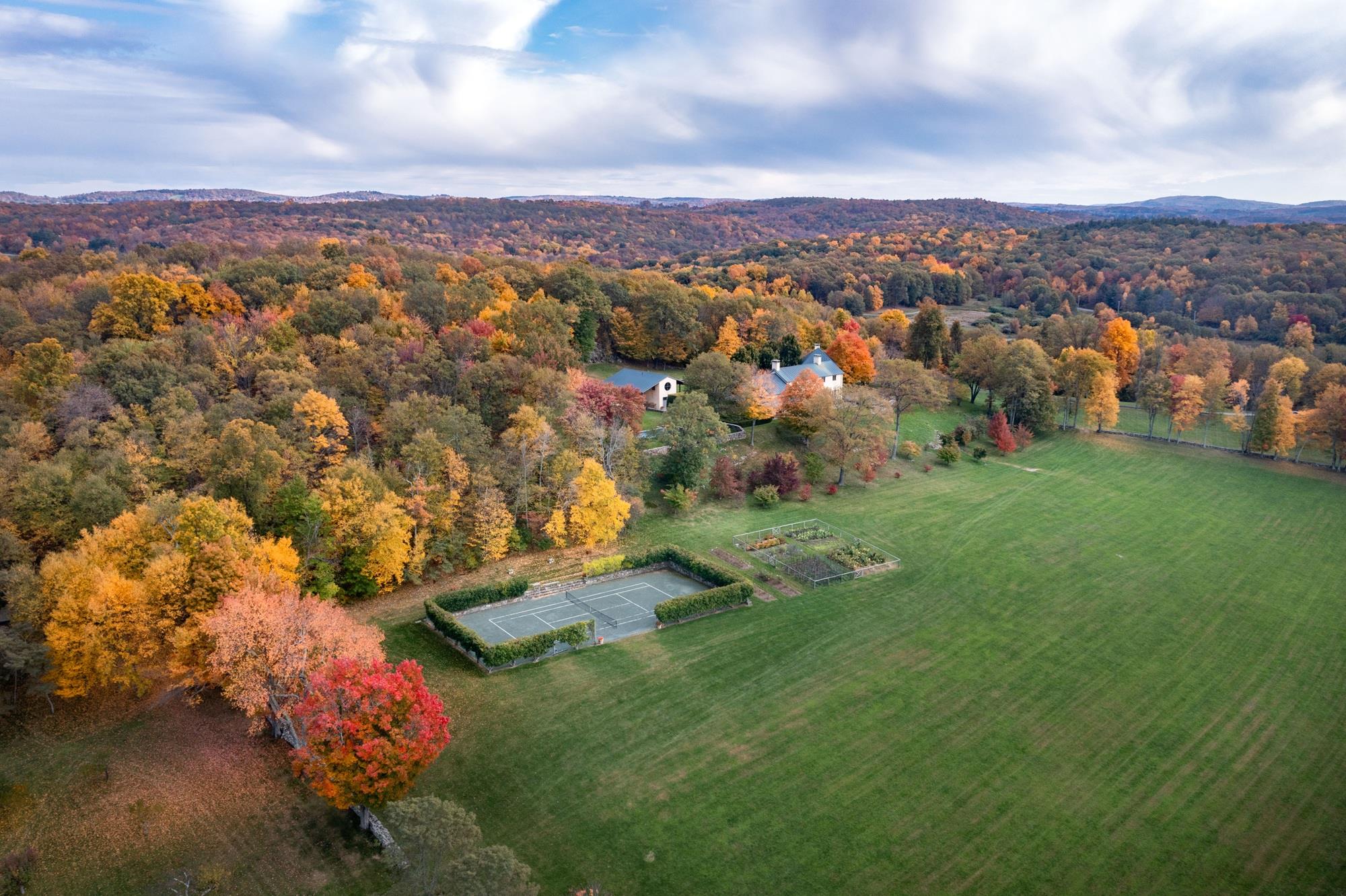 129 West Meadow Lane, Millbrook, NY 12545