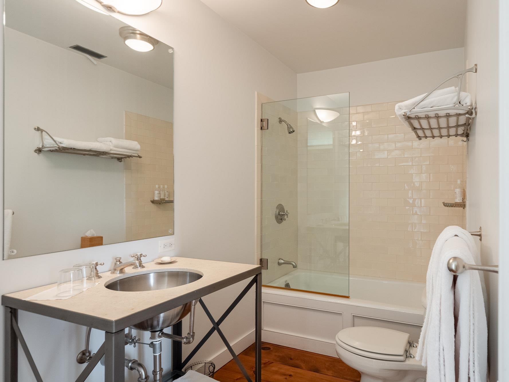 129 West Meadow Lane, Millbrook, NY 12545