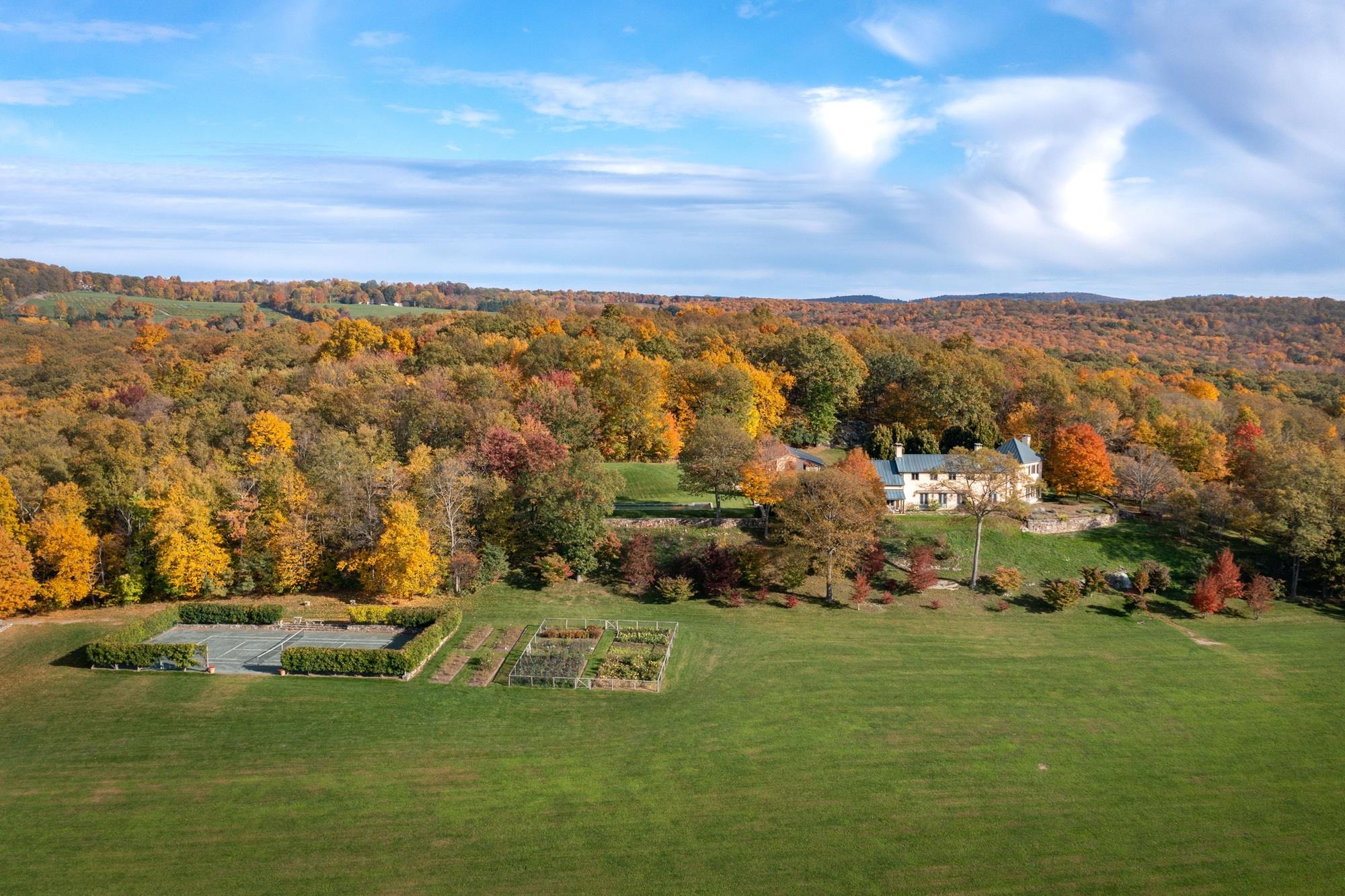 129 West Meadow Lane, Millbrook, NY 12545