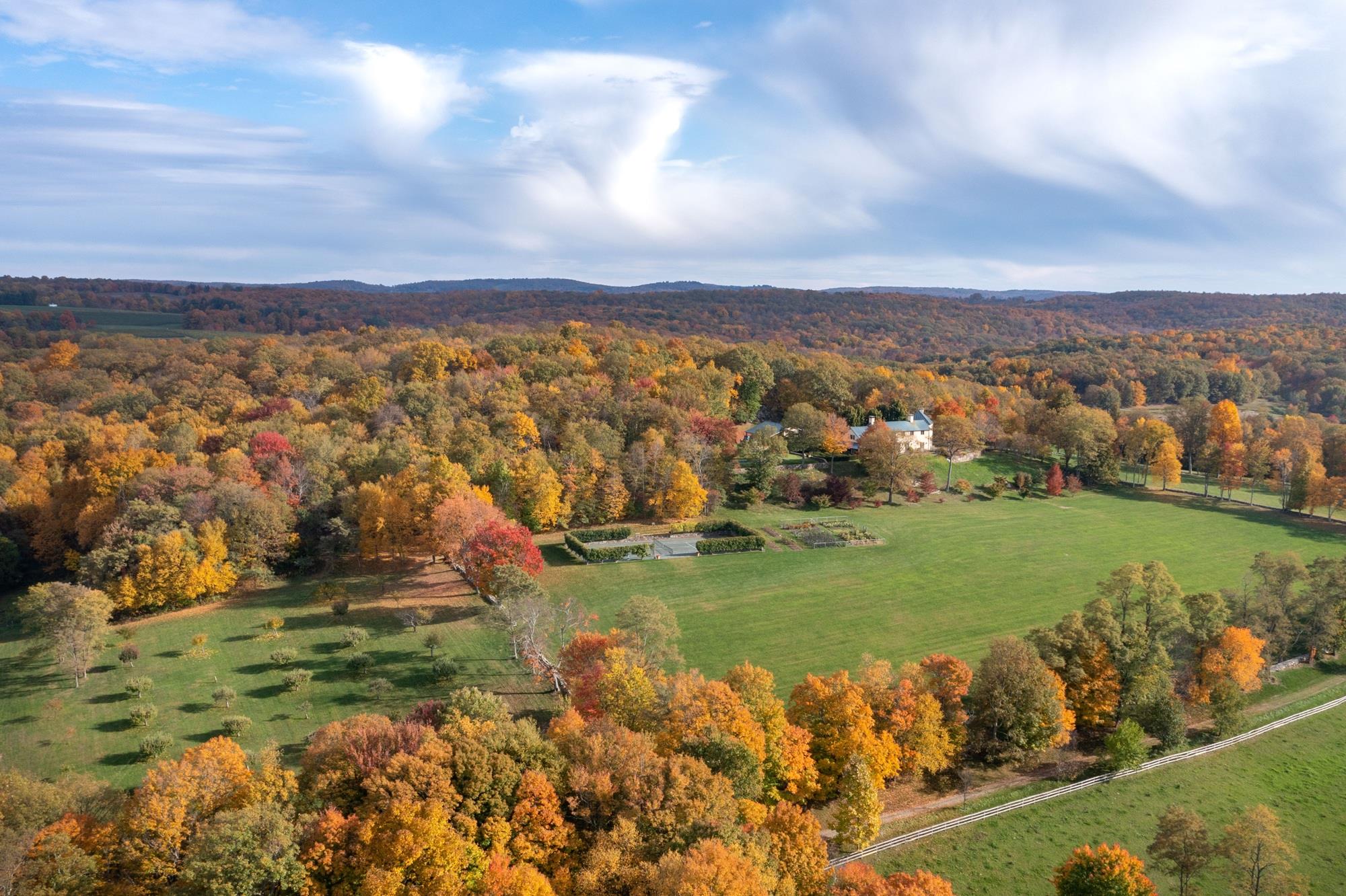 129 West Meadow Lane, Millbrook, NY 12545