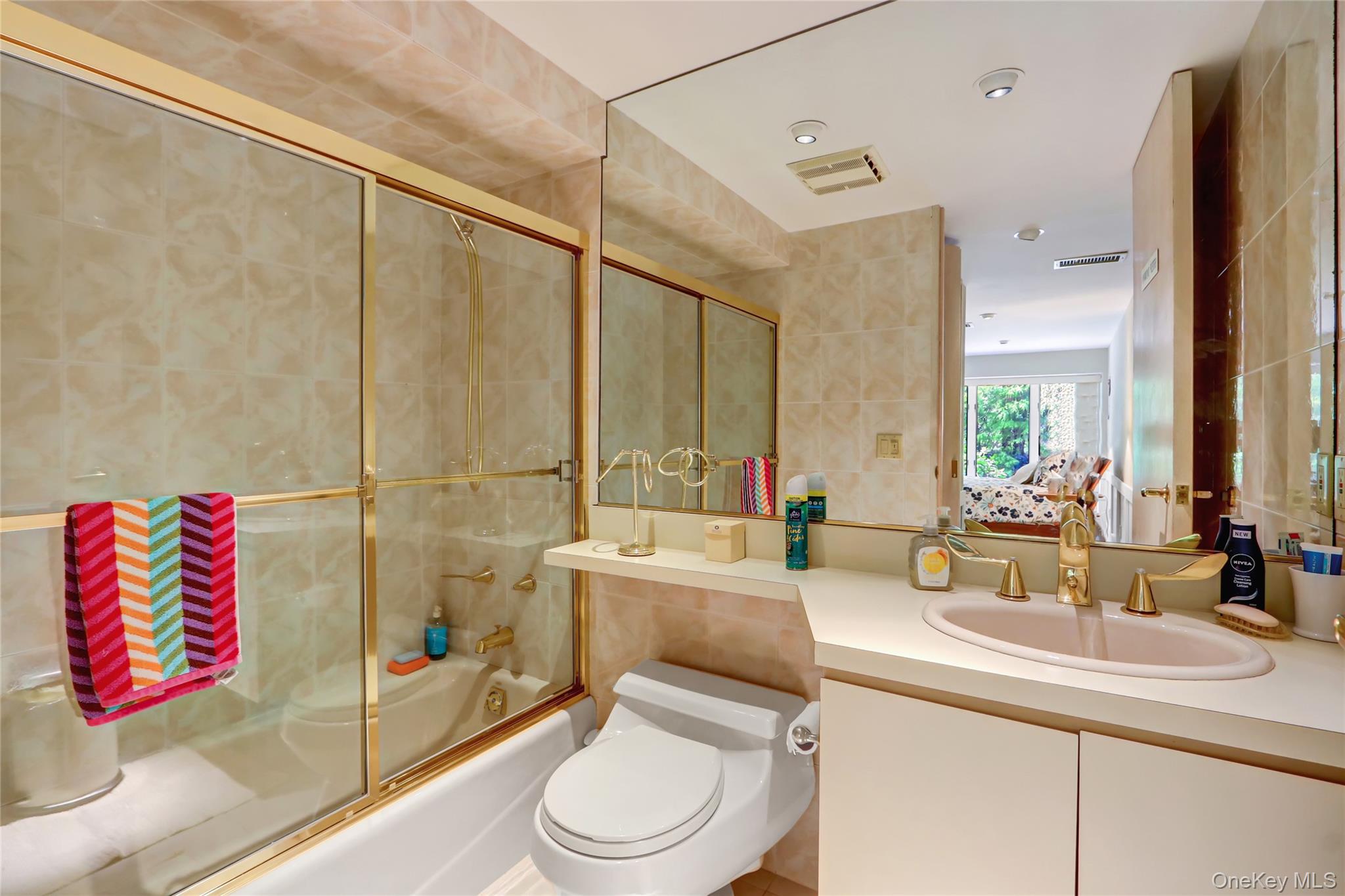 4 Old Homestead Road # 4, Port Jefferson, NY 11777