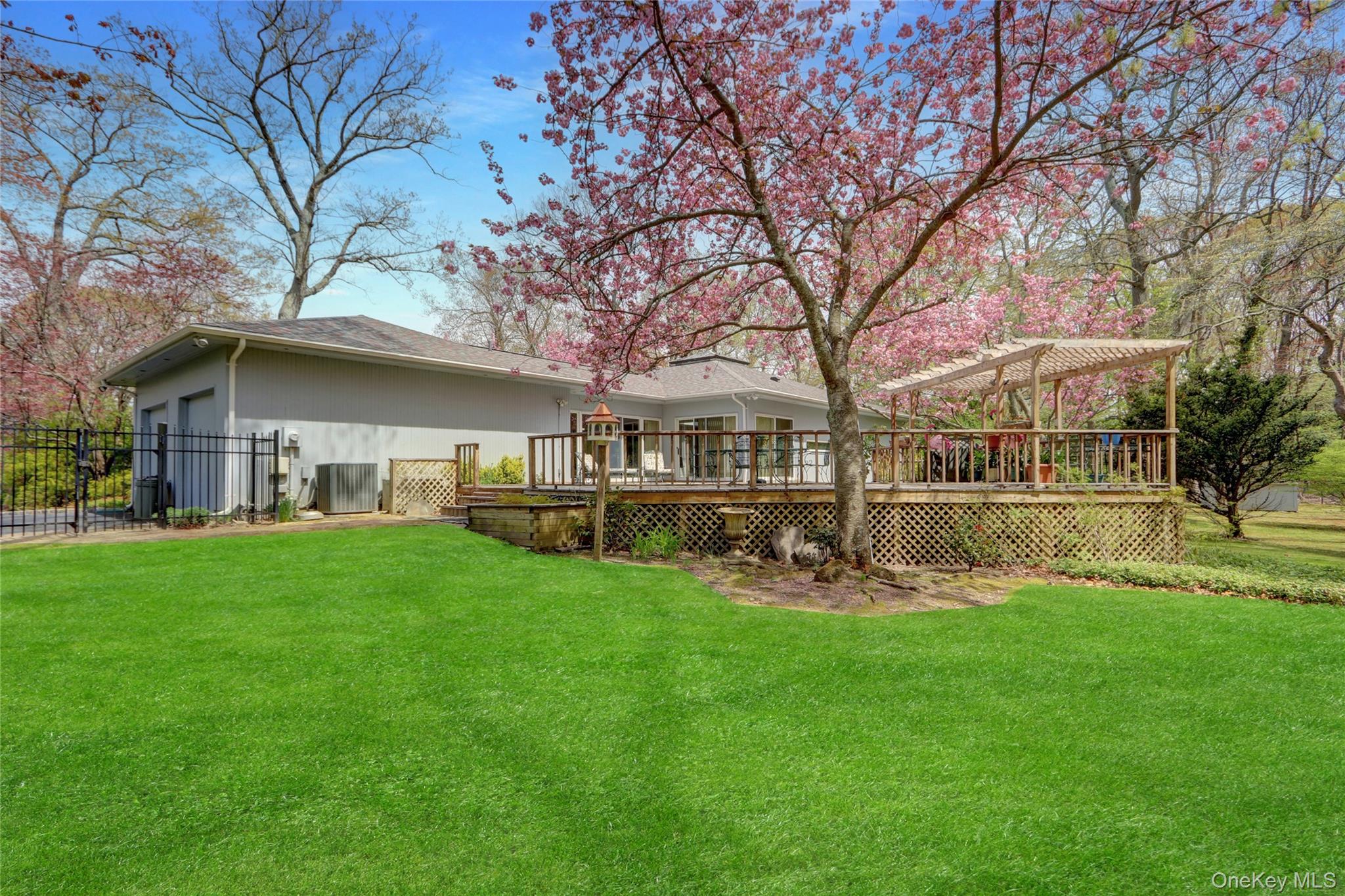 4 Old Homestead Road # 4, Port Jefferson, NY 11777