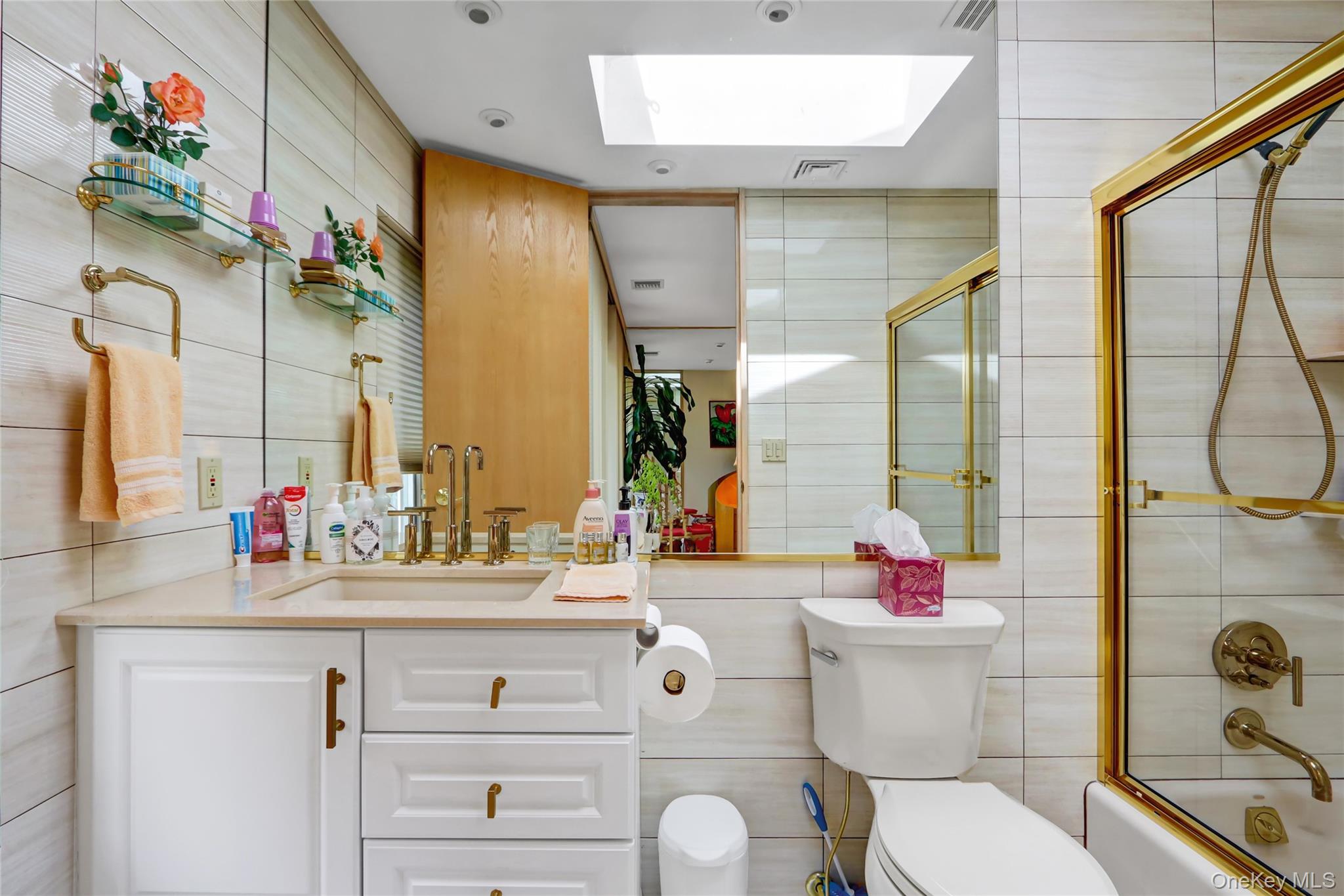 4 Old Homestead Road # 4, Port Jefferson, NY 11777