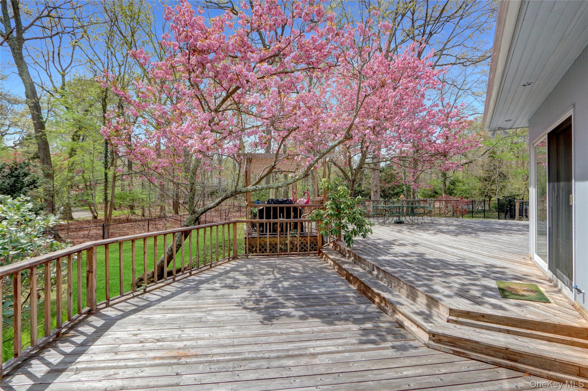 4 Old Homestead Road # 4, Port Jefferson, NY 11777