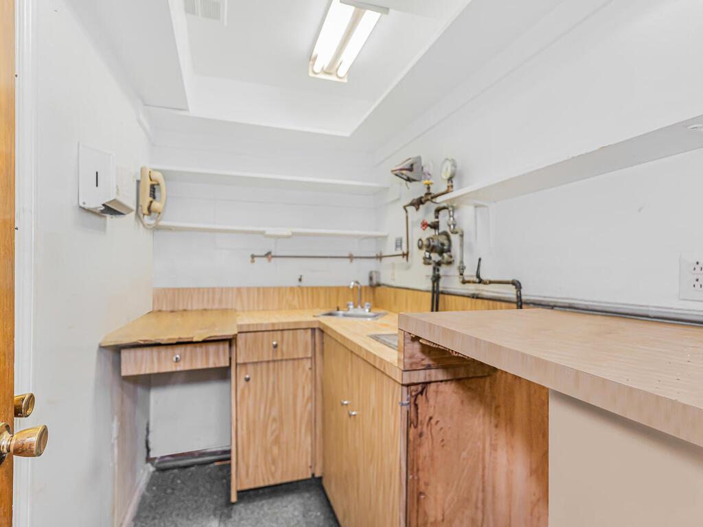 3060 Roberts Avenue # 1, Bronx, NY 10461