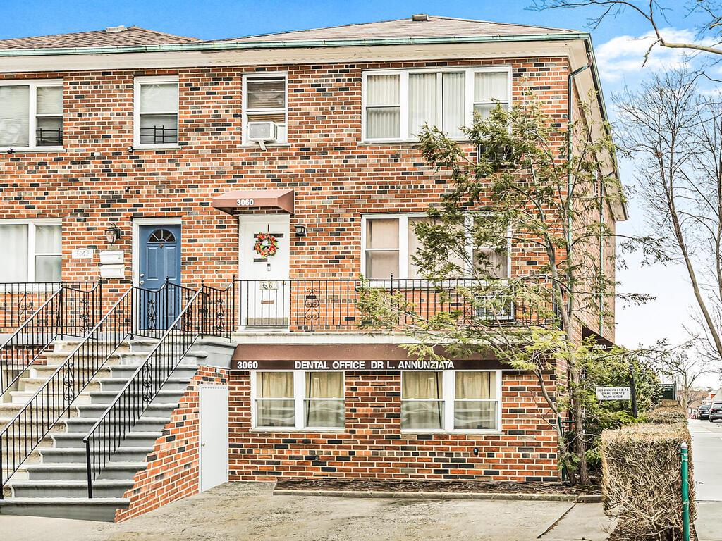 3060 Roberts Avenue # 1, Bronx, NY 10461