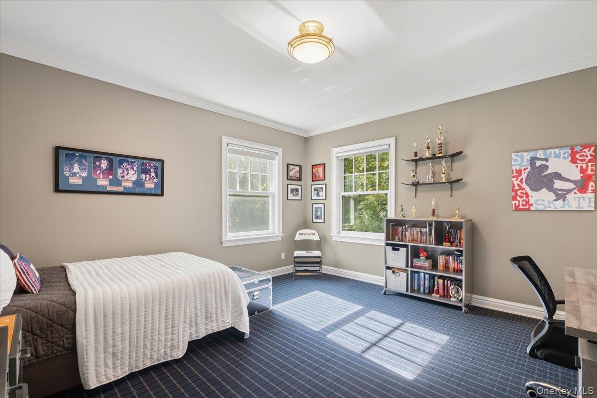 96 Brookby Road, Scarsdale, NY 10583