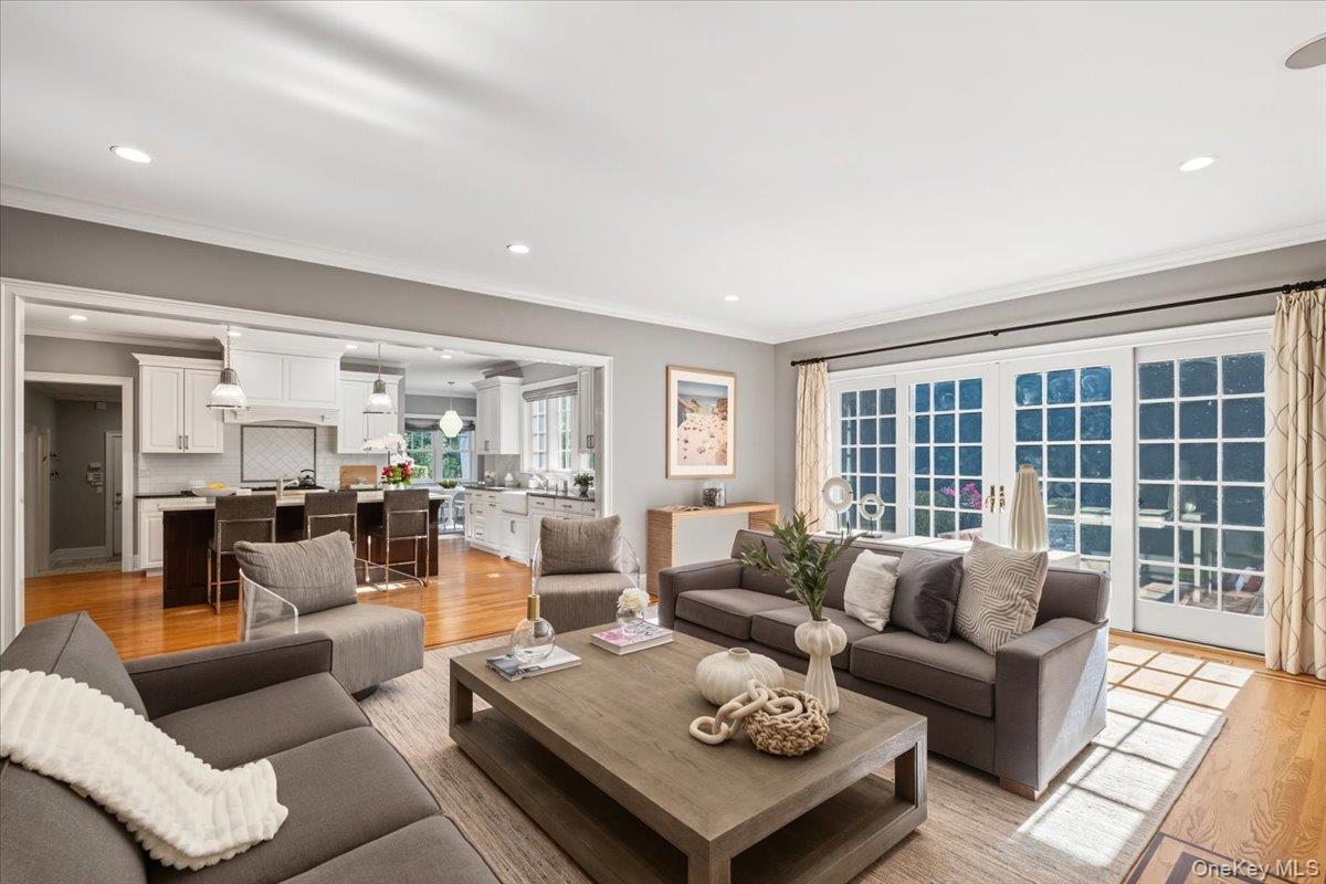 96 Brookby Road, Scarsdale, NY 10583