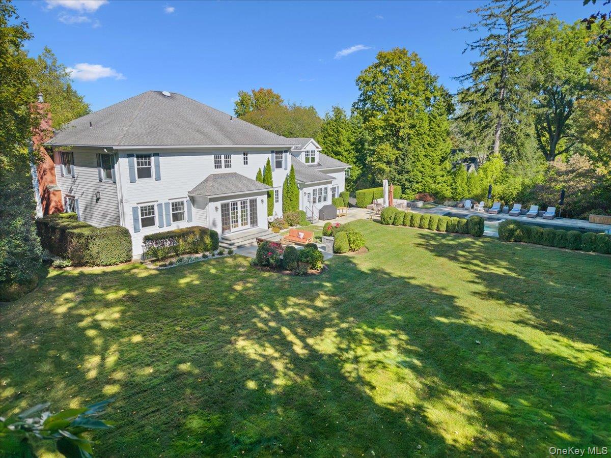 96 Brookby Road, Scarsdale, NY 10583