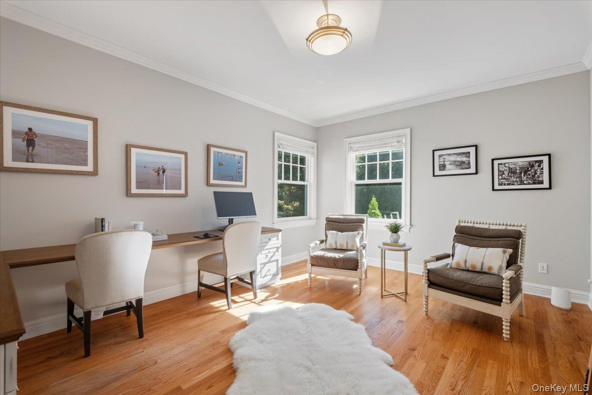 96 Brookby Road, Scarsdale, NY 10583