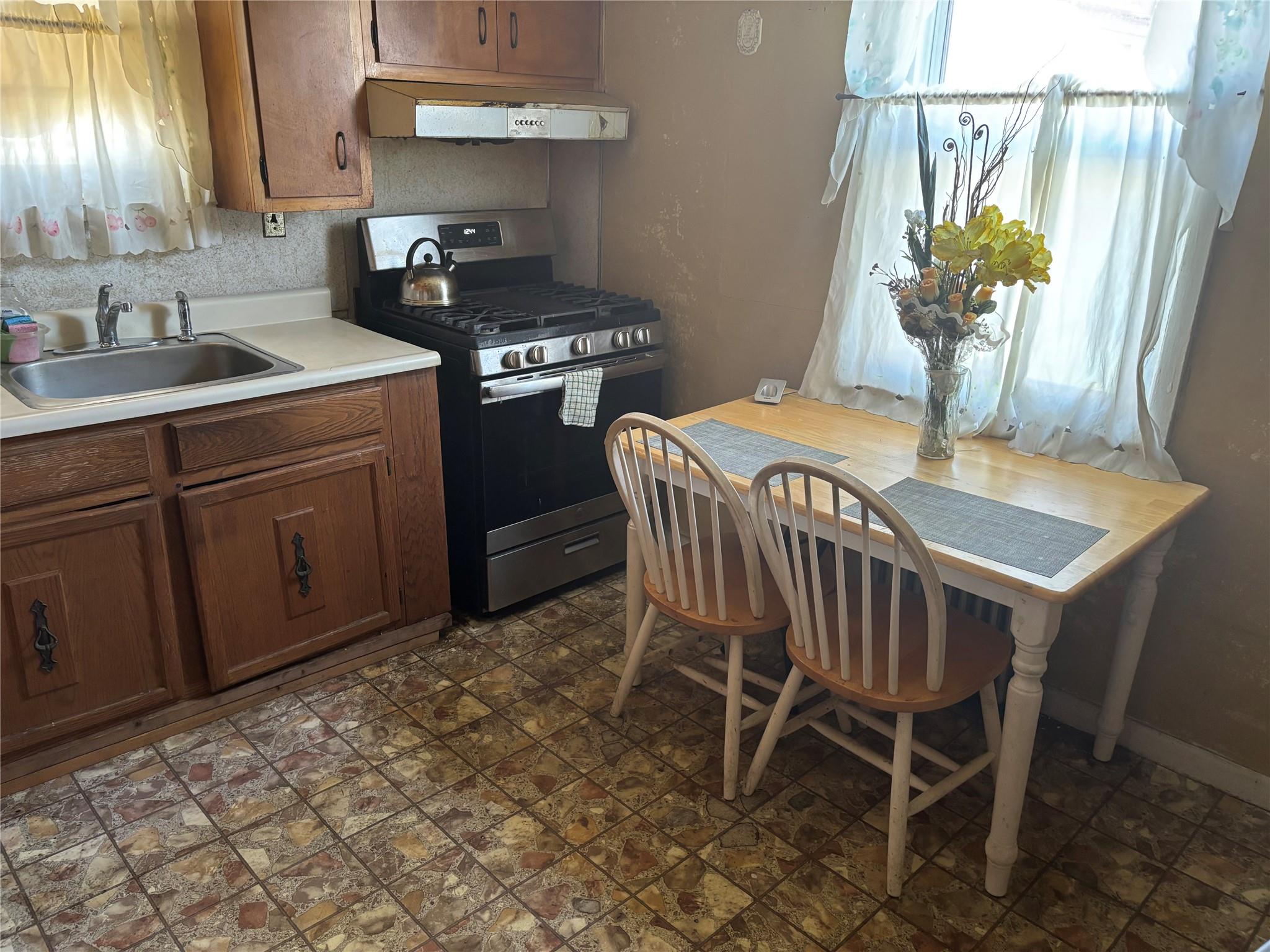 218-27 99 Avenue, Queens Village, NY 11429