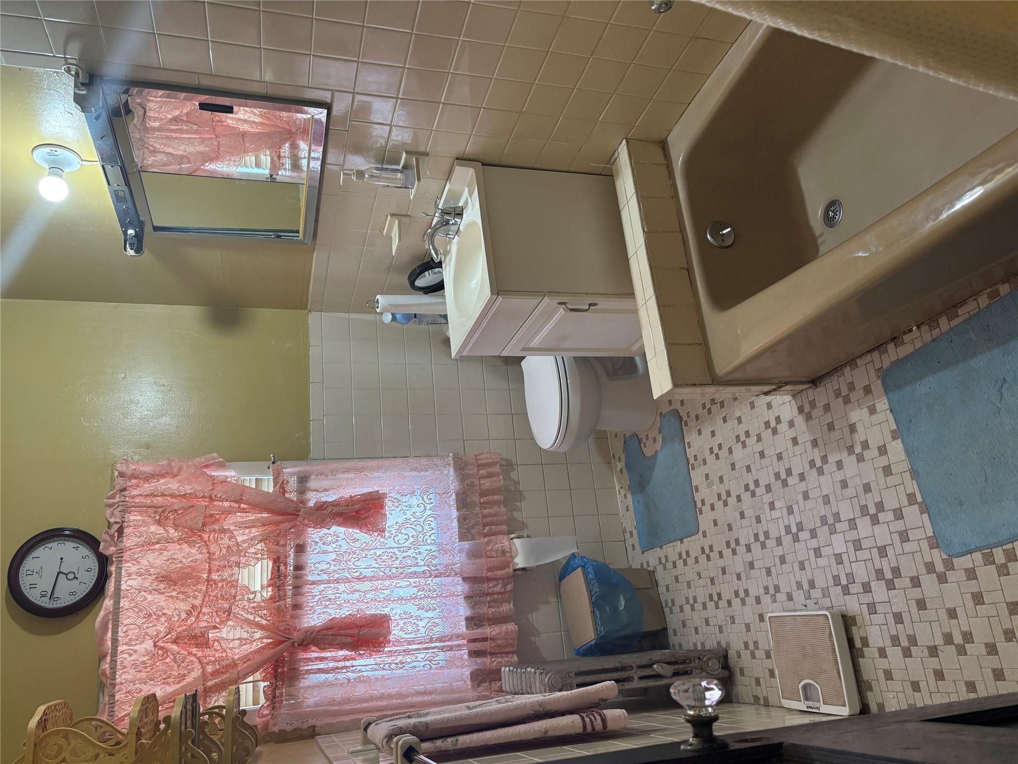 218-27 99 Avenue, Queens Village, NY 11429