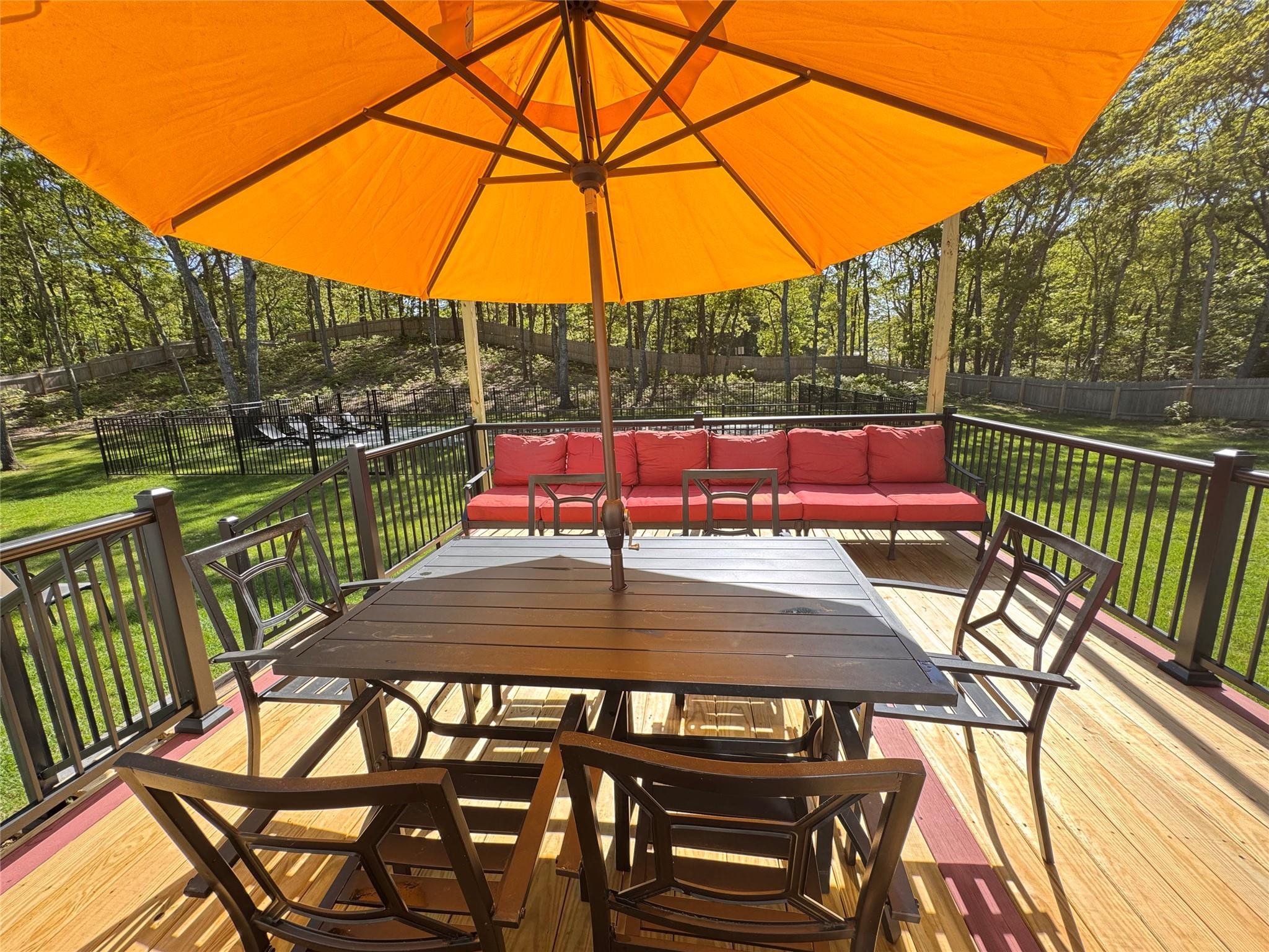 3 Debbie Trail, Hampton Bays, NY 11946