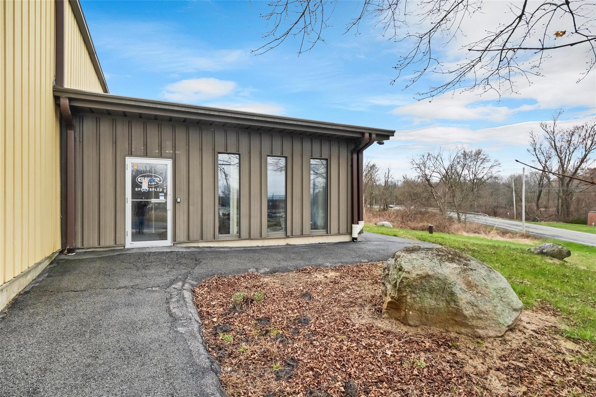 3050 State Route 208, Wallkill, NY 12589