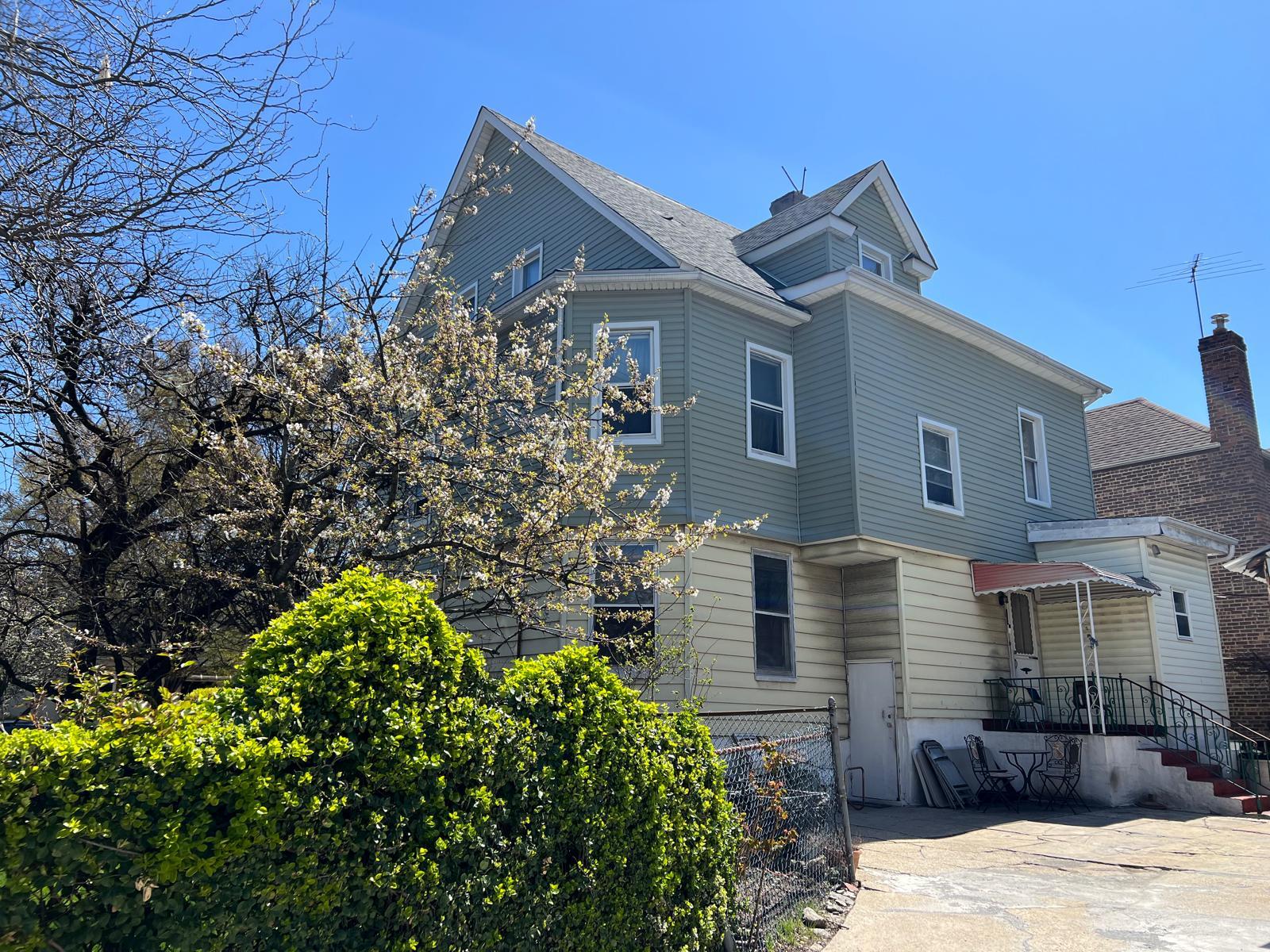 1006 E 31st Street, Brooklyn, NY 11210