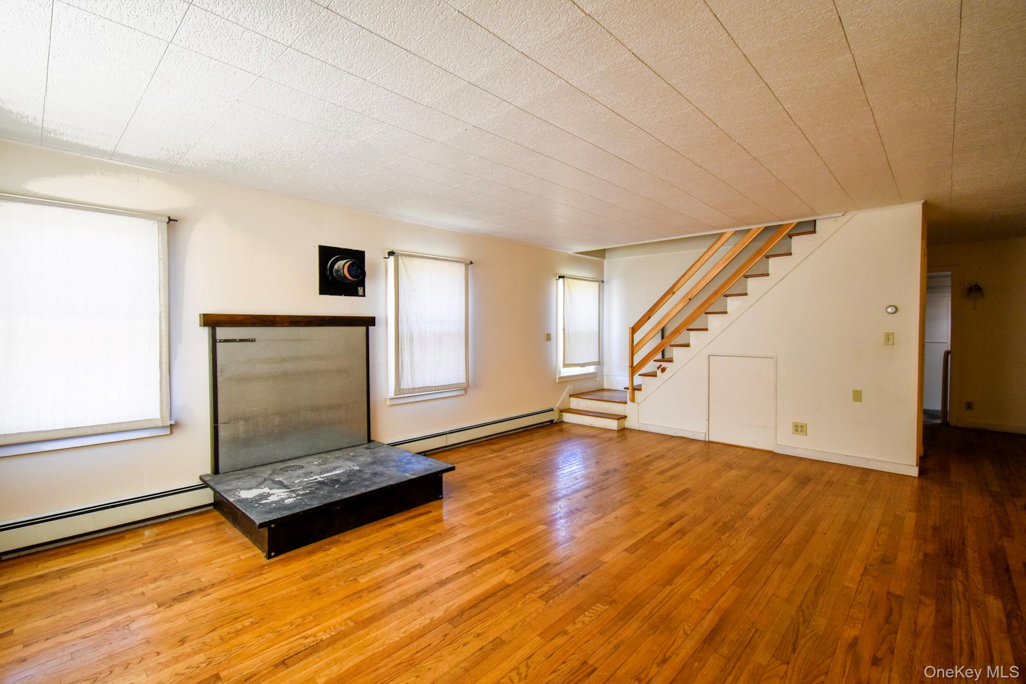 6099 Route 82, Stanfordville, NY 12581