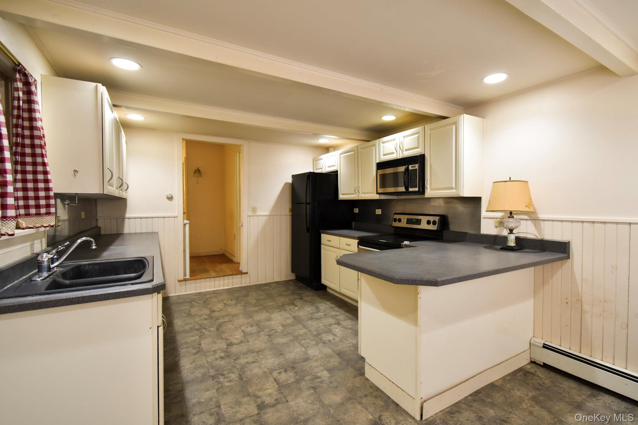 6099 Route 82, Stanfordville, NY 12581