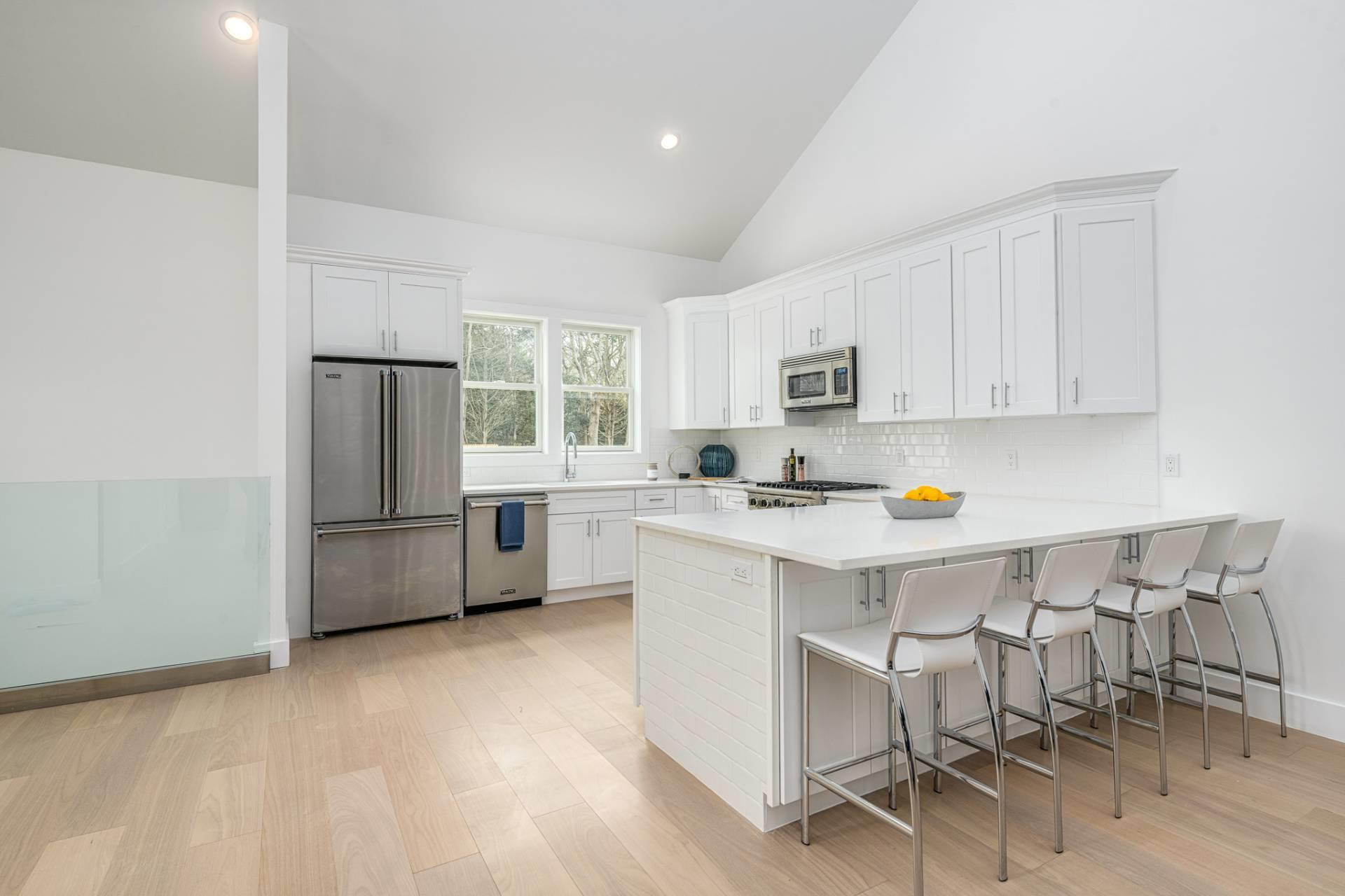 19 Montauk Highway # 5, Westhampton, NY 11977