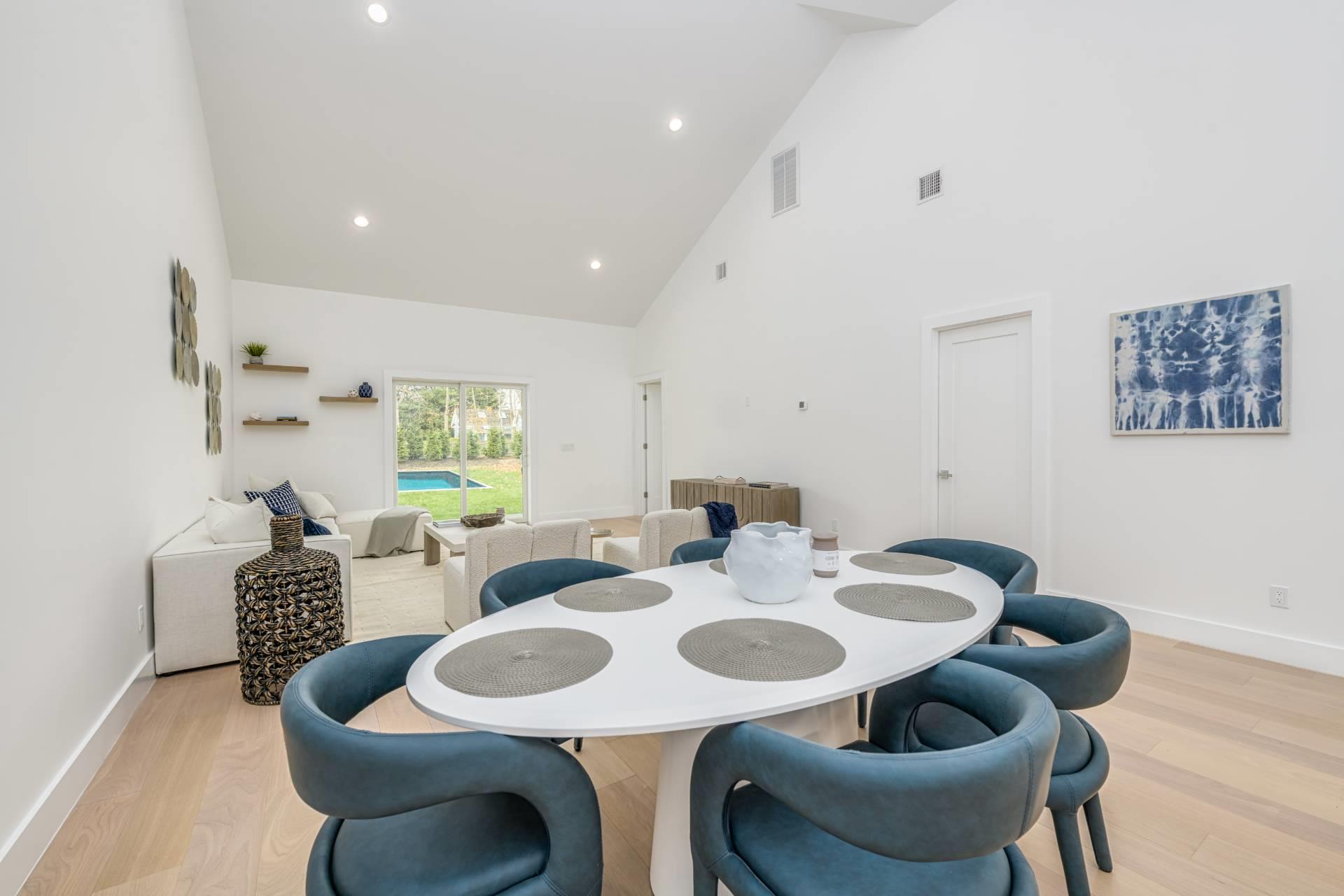 19 Montauk Highway # 5, Westhampton, NY 11977