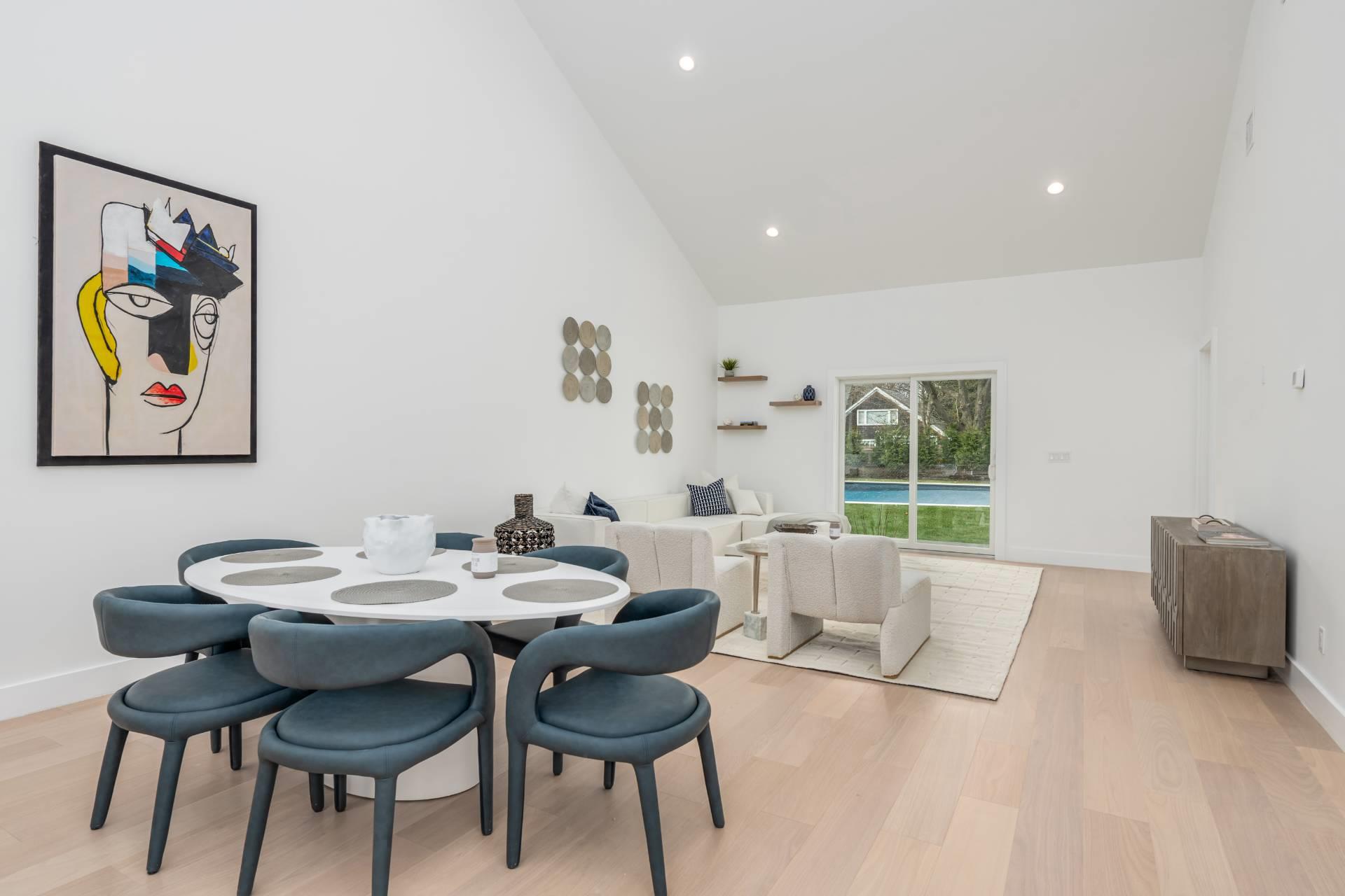 19 Montauk Highway # 5, Westhampton, NY 11977