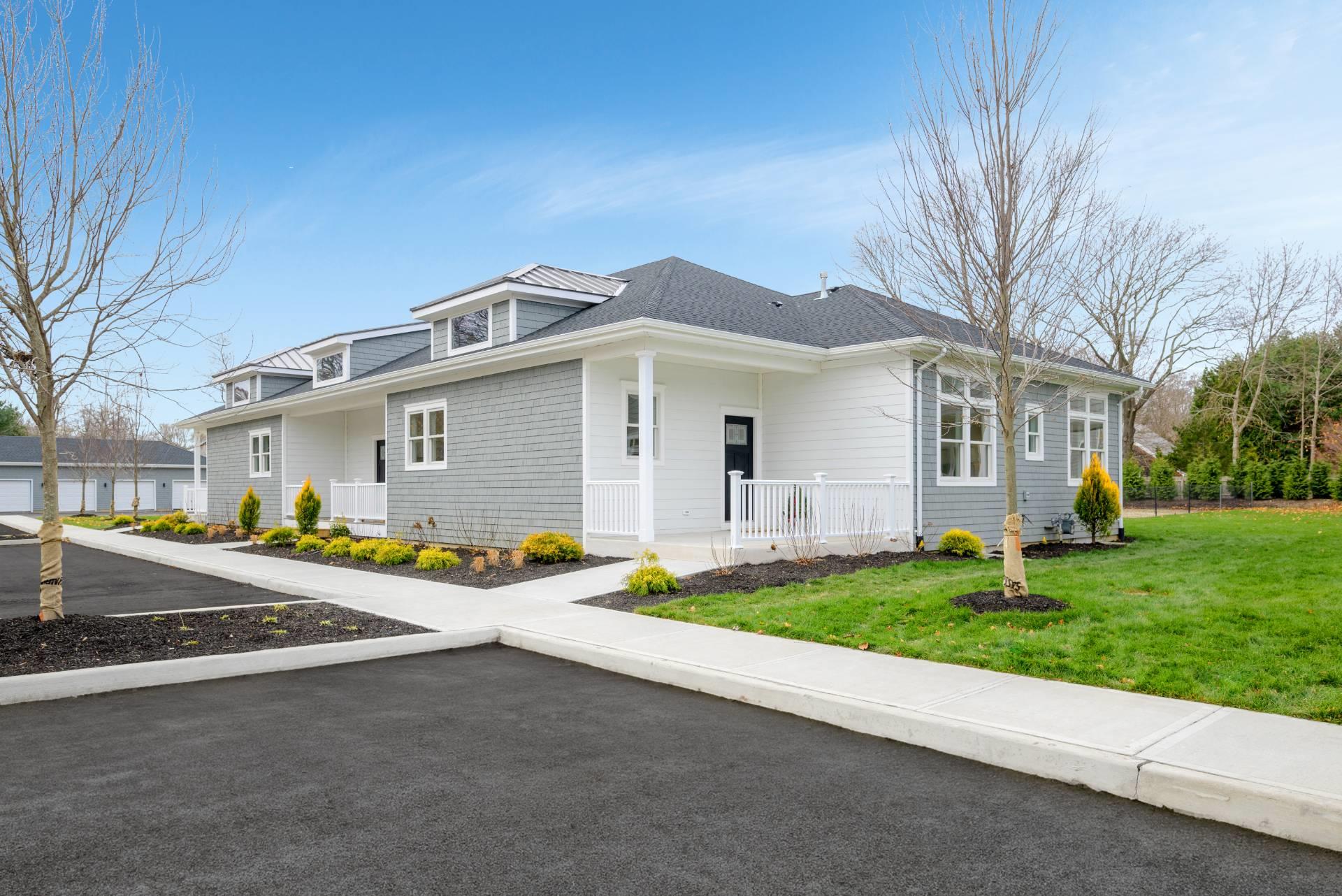 19 Montauk Highway # 5, Westhampton, NY 11977