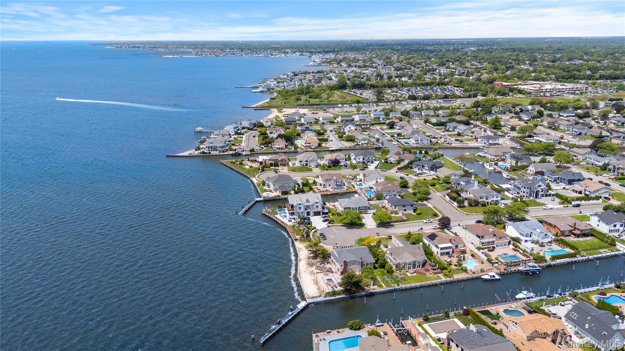 22 Viking Drive, West Islip, NY 11795