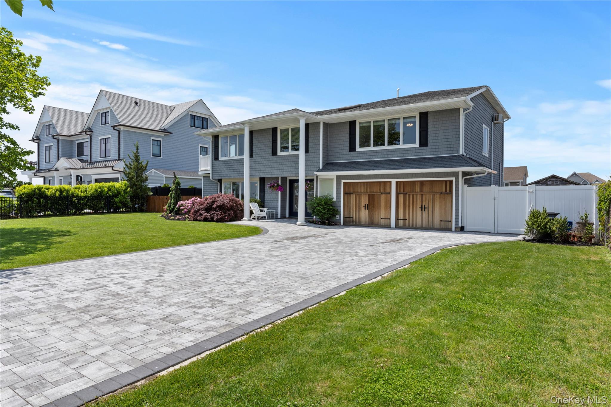 22 Viking Drive, West Islip, NY 11795