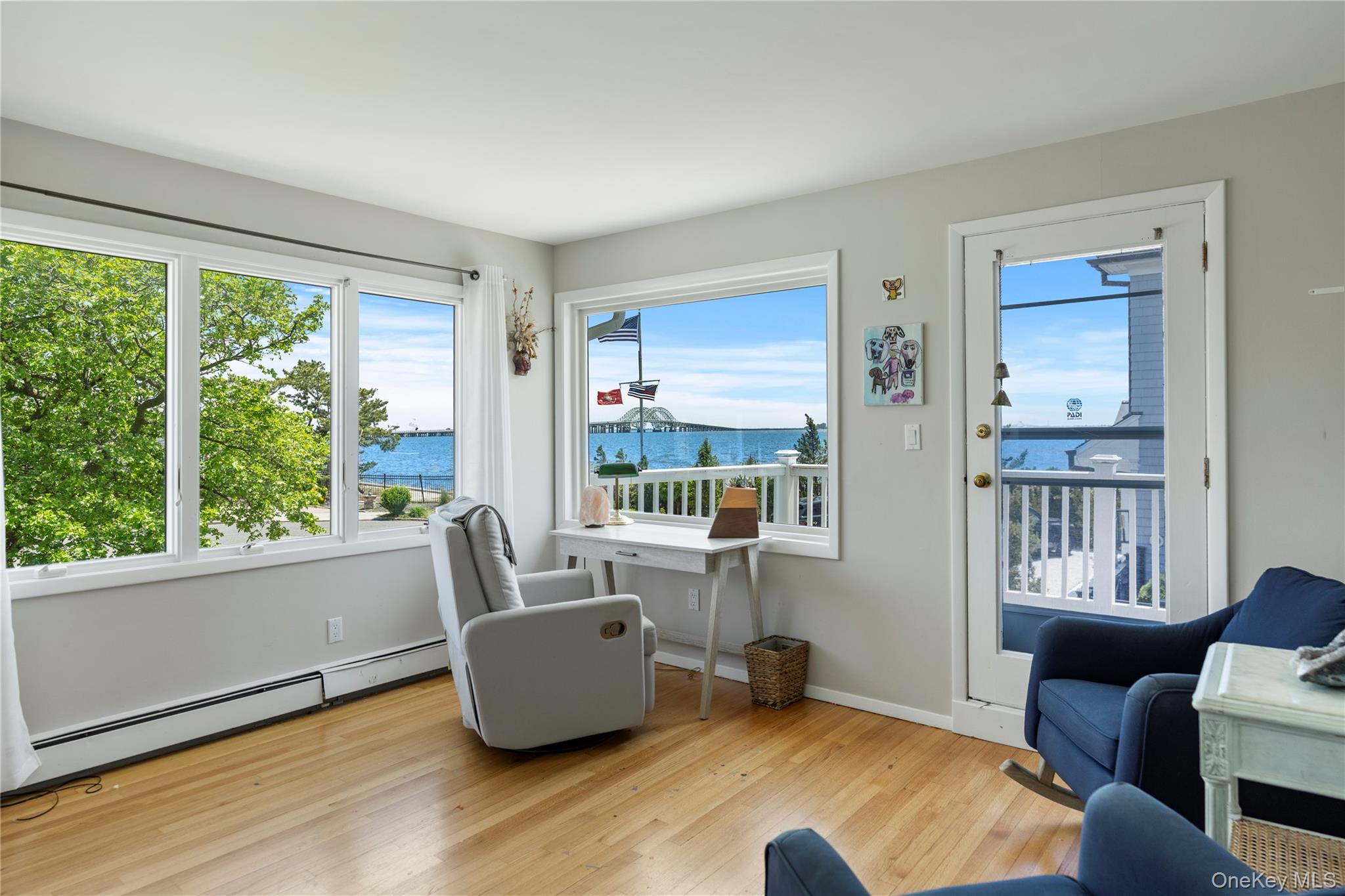 22 Viking Drive, West Islip, NY 11795