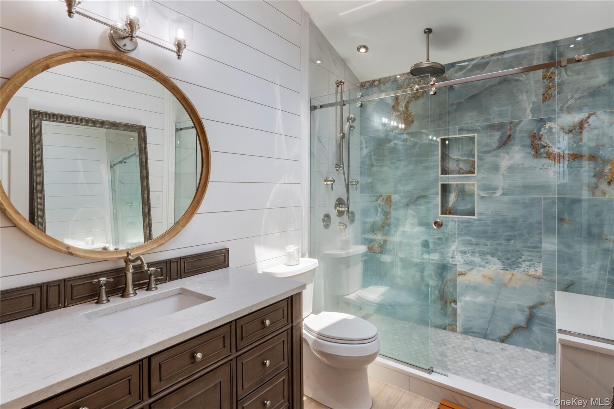 22 Viking Drive, West Islip, NY 11795